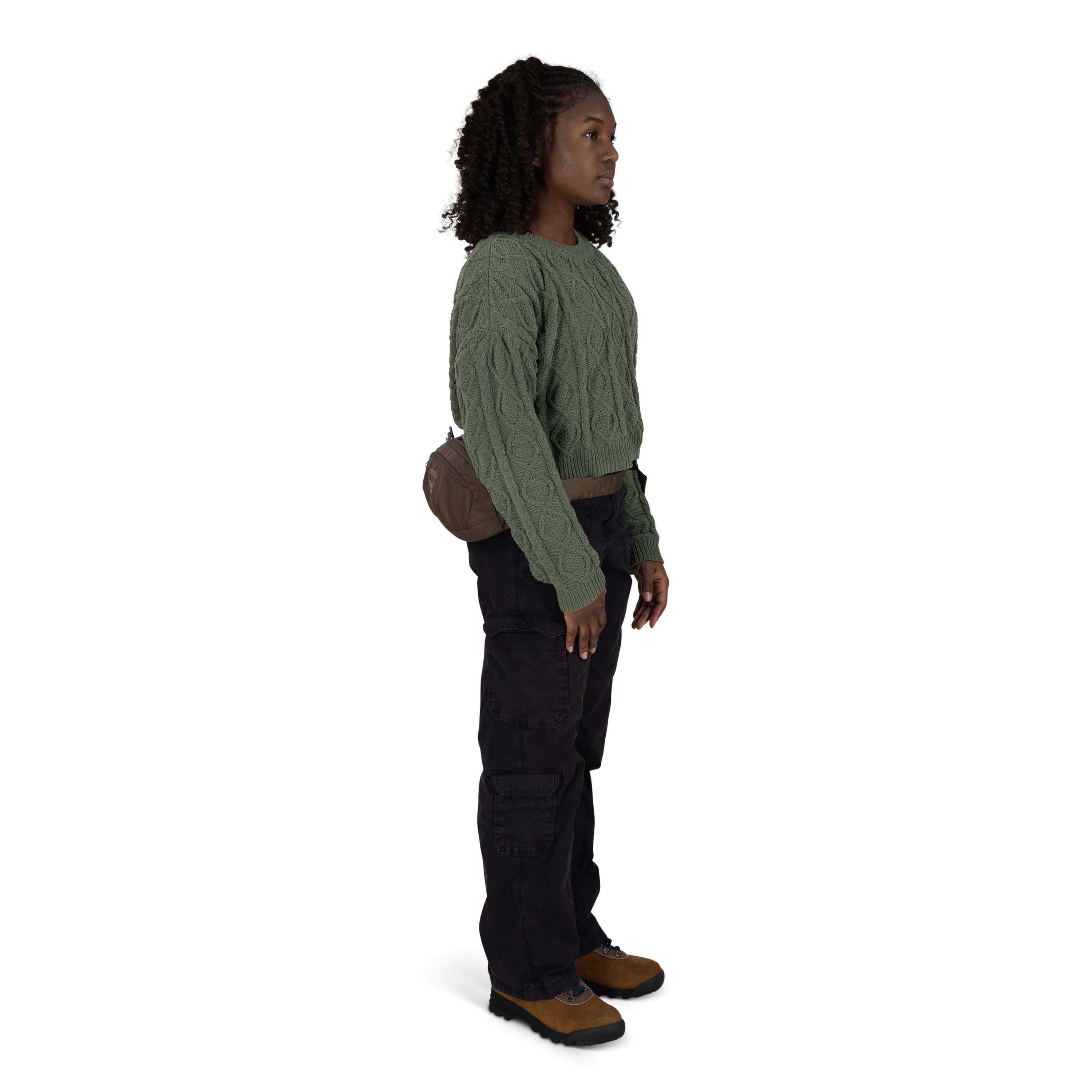Osprey Daylite Waist Pack Driftshade 2L in Truffle Brown — lifestyle