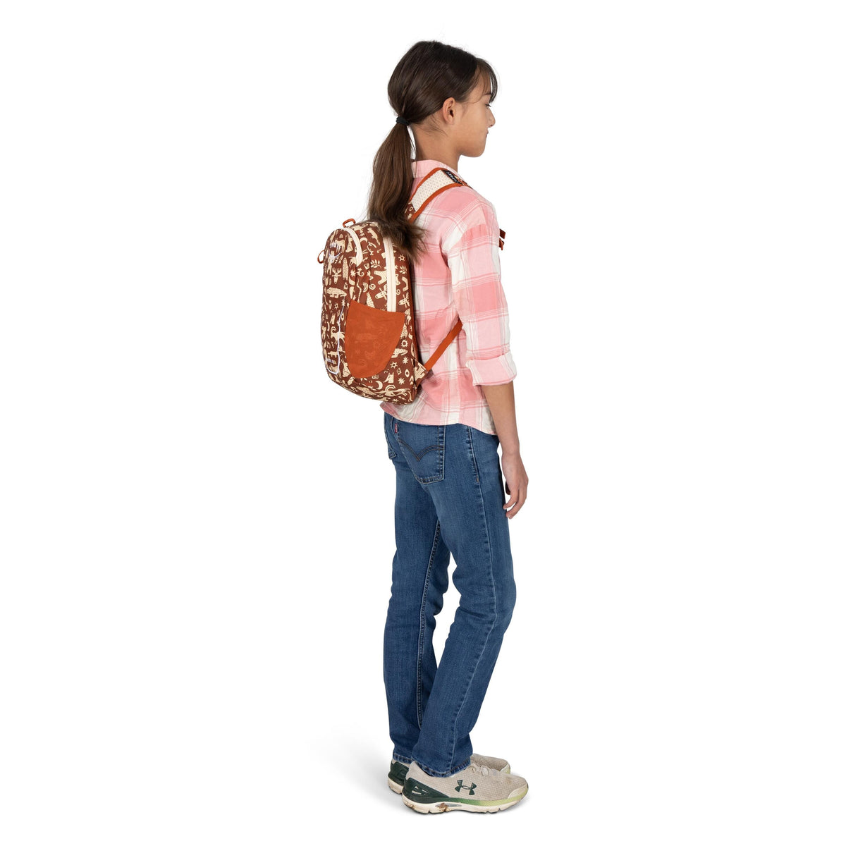Osprey Daylite JR. 9L in Archaic Wilds Print Umber — lifestyle 2