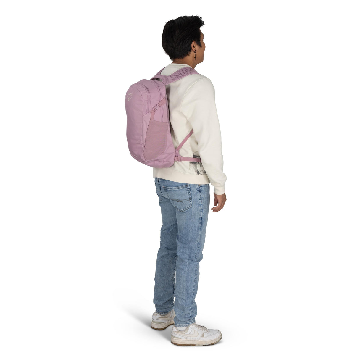 Osprey Daylite Backpack 13L in Iris Pink — lifestyle 2