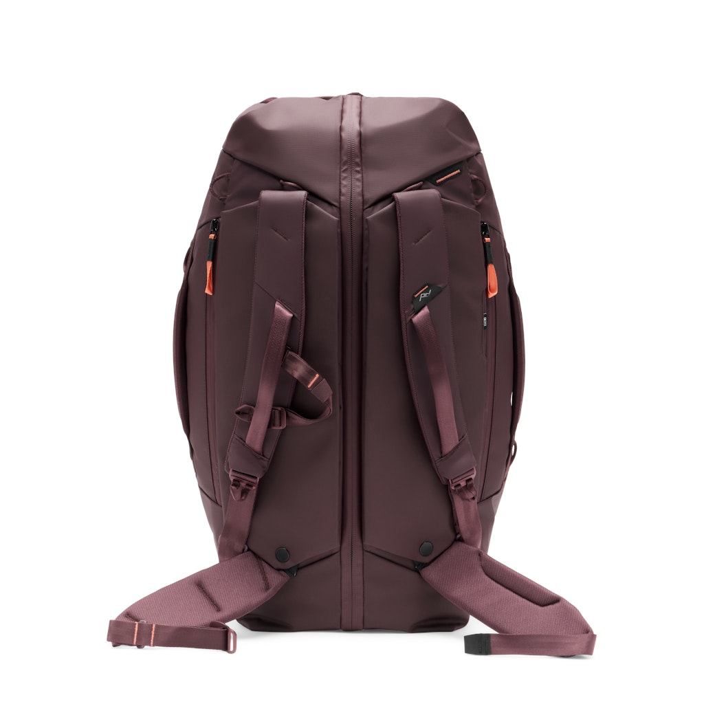 Peak Design Travel Duffelpack 65L in Eclipse — detail view # color_Eclipse
