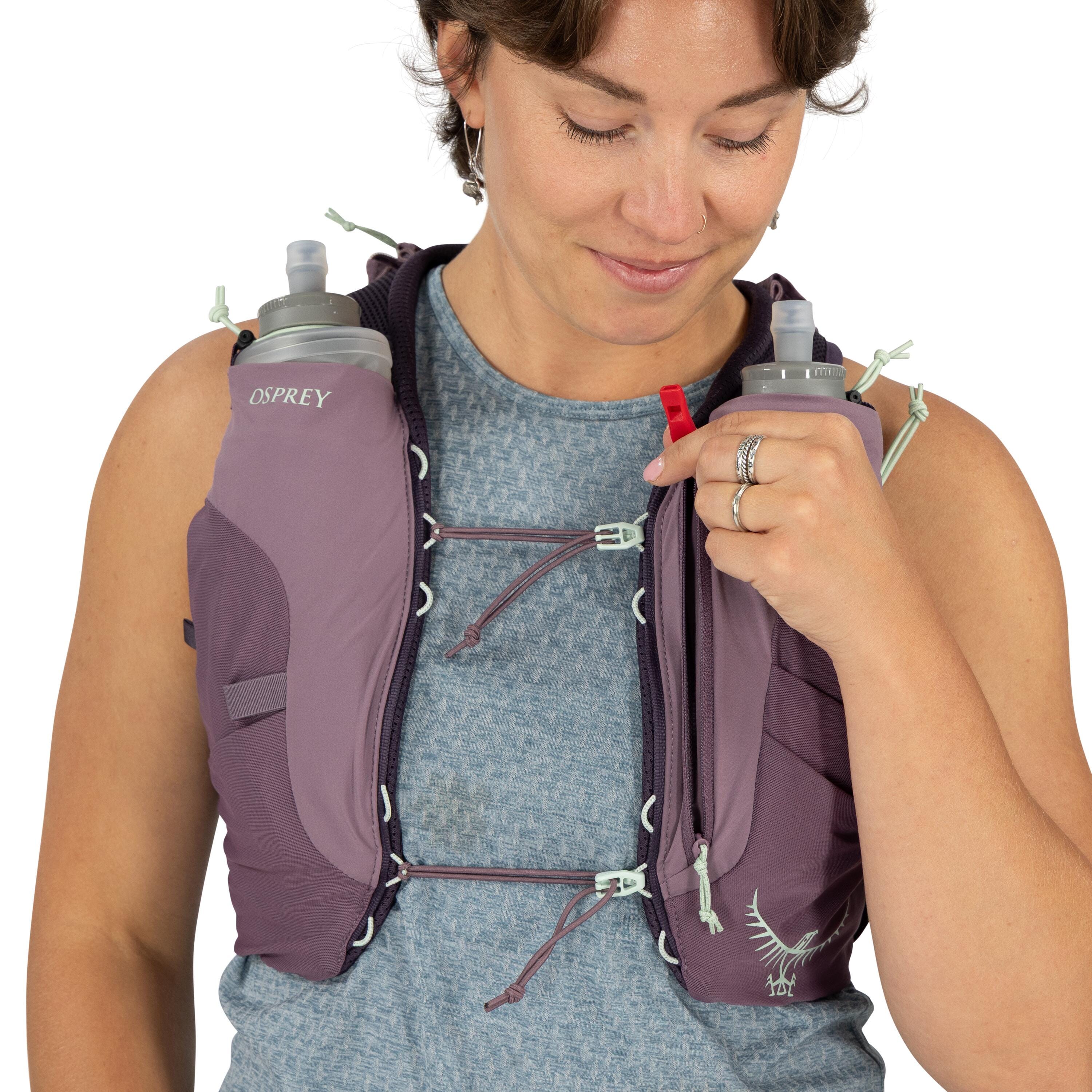 Osprey Dyna 6 Run Hydration Vest 6L in Purple Dusk — detail view 3
