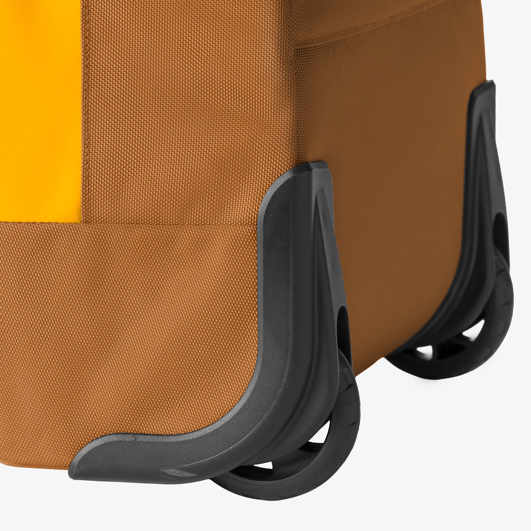 Eagle Creek Cargo Hauler 110L Rolling Duffel Bag in Citrus Orange — interior view