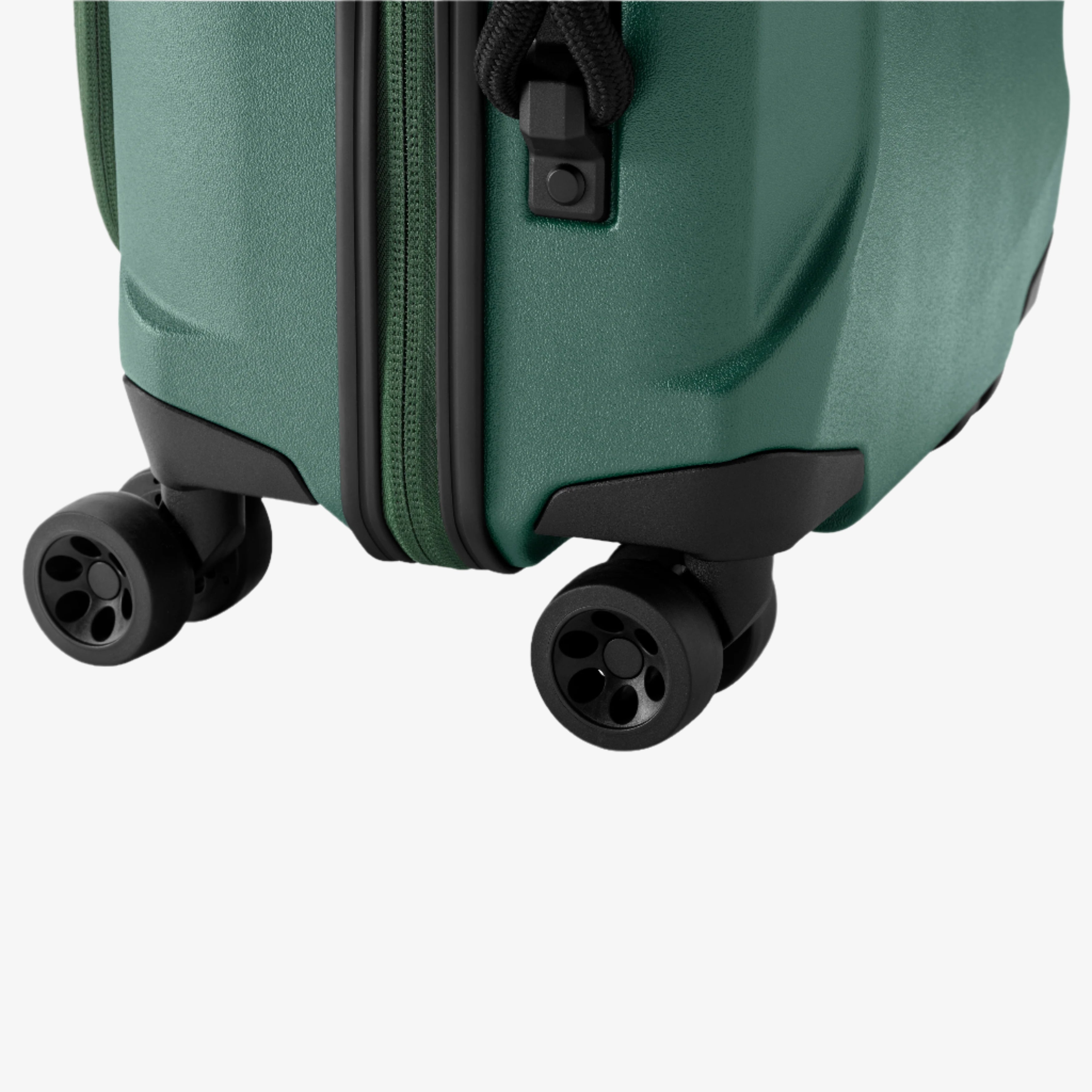 Eagle Creek Tarmac 22"/36L Carry-On Luggage in Duck Green — angle view 3