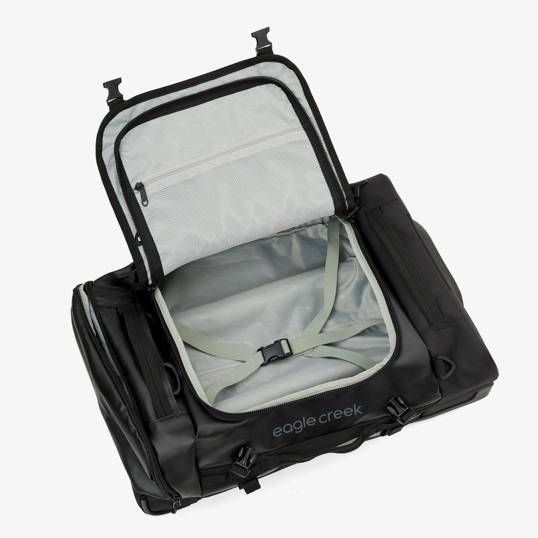 Eagle Creek Cargo Hauler XT 21.5"/32L Wheeled International Carry-On Duffel in Black — angle view 3