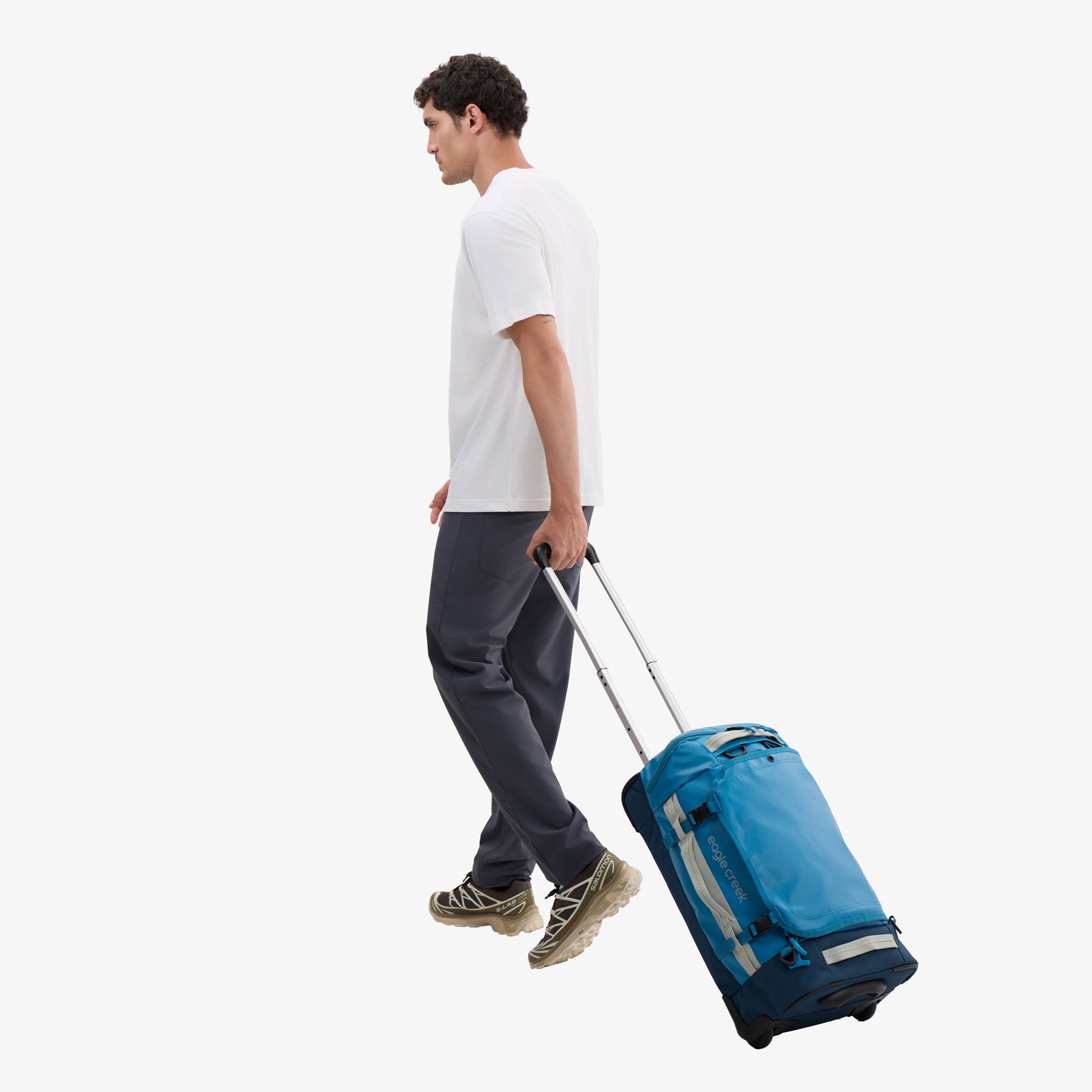 Eagle Creek Cargo Hauler XT 21.5"/32L Wheeled International Carry-On Duffel in Harbor Blue — detail view