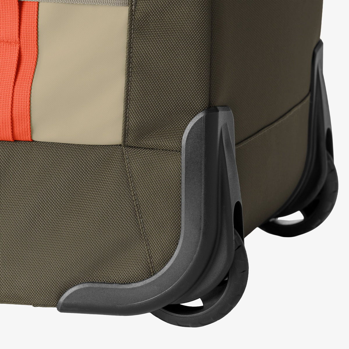 Eagle Creek Cargo Hauler XT 29"/90L Wheeled Duffel in Desert Tan — interior view # color_Desert Tan