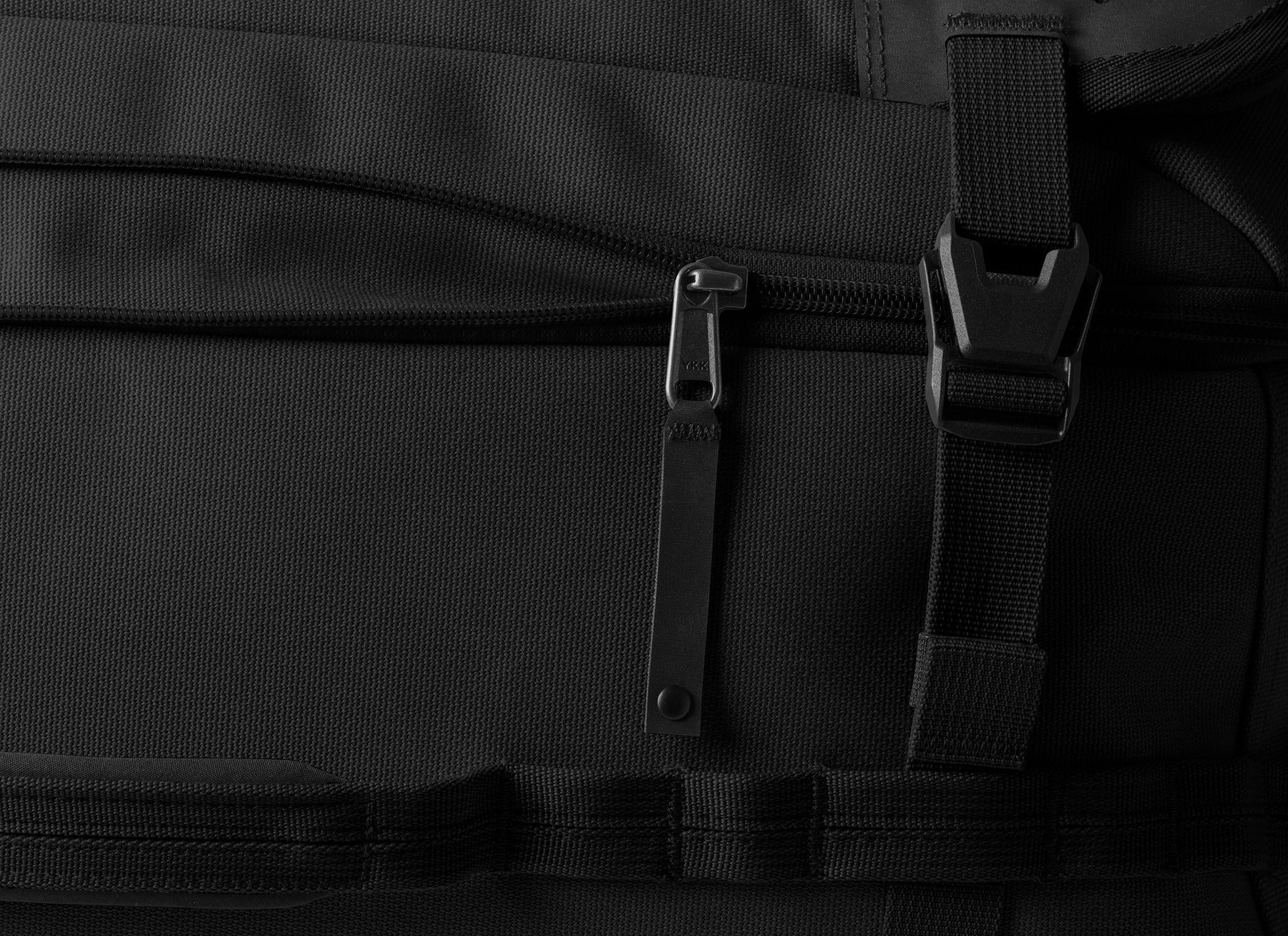 Eagle Creek Gear Warrior XE 4-Wheel 23"/45L Carry-On Luggage in Black — interior view