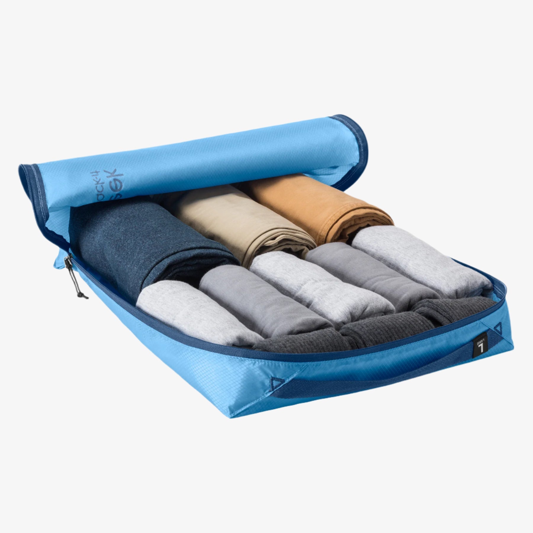 Eagle Creek Pack-It Isolate Packing Cube L in Blue Dawn — angle view 4