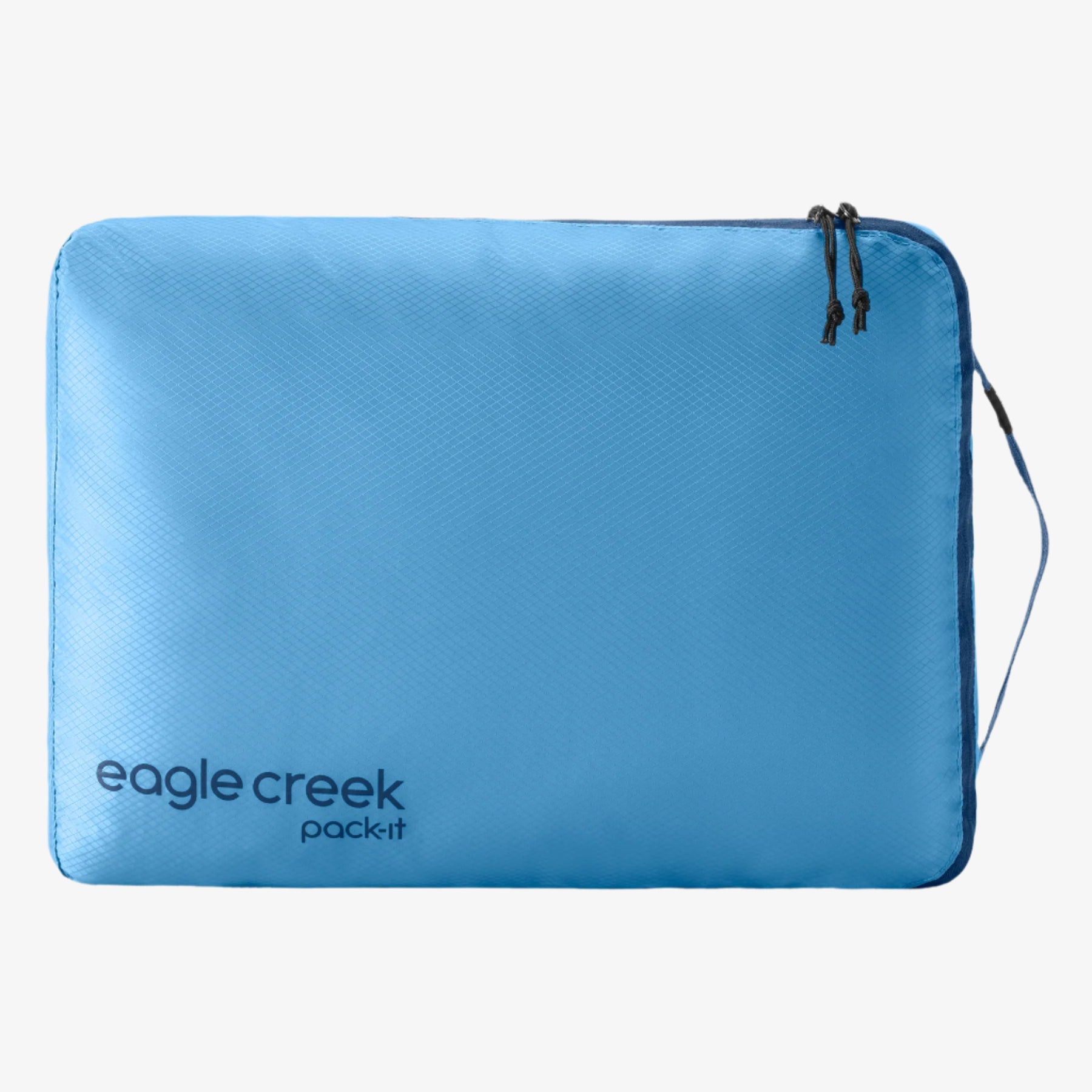 Eagle Creek Pack-It Isolate Packing Cube M in Blue Dawn — angle view 2