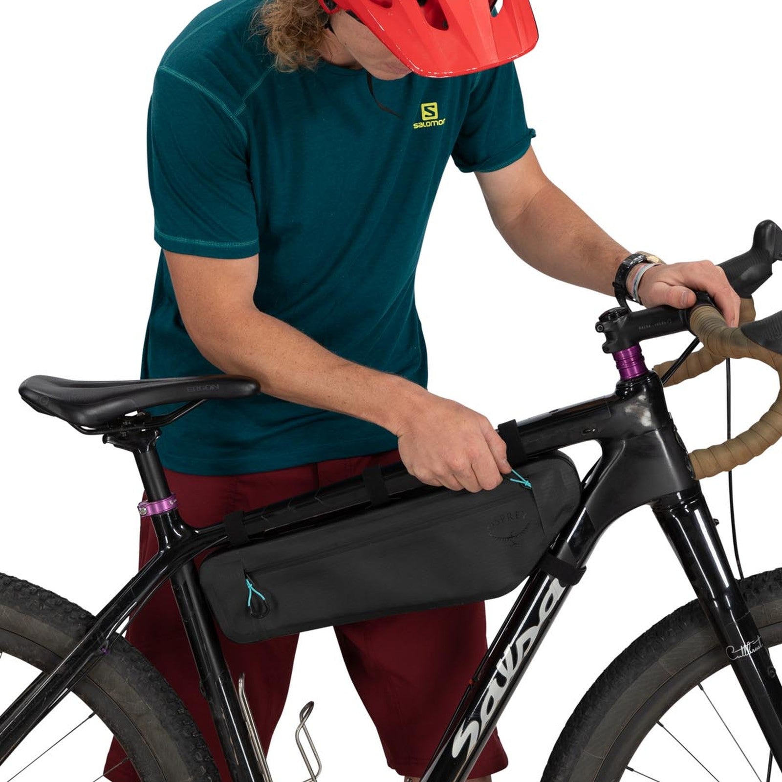Osprey Escapist Frame Bag in Black — detail view 8