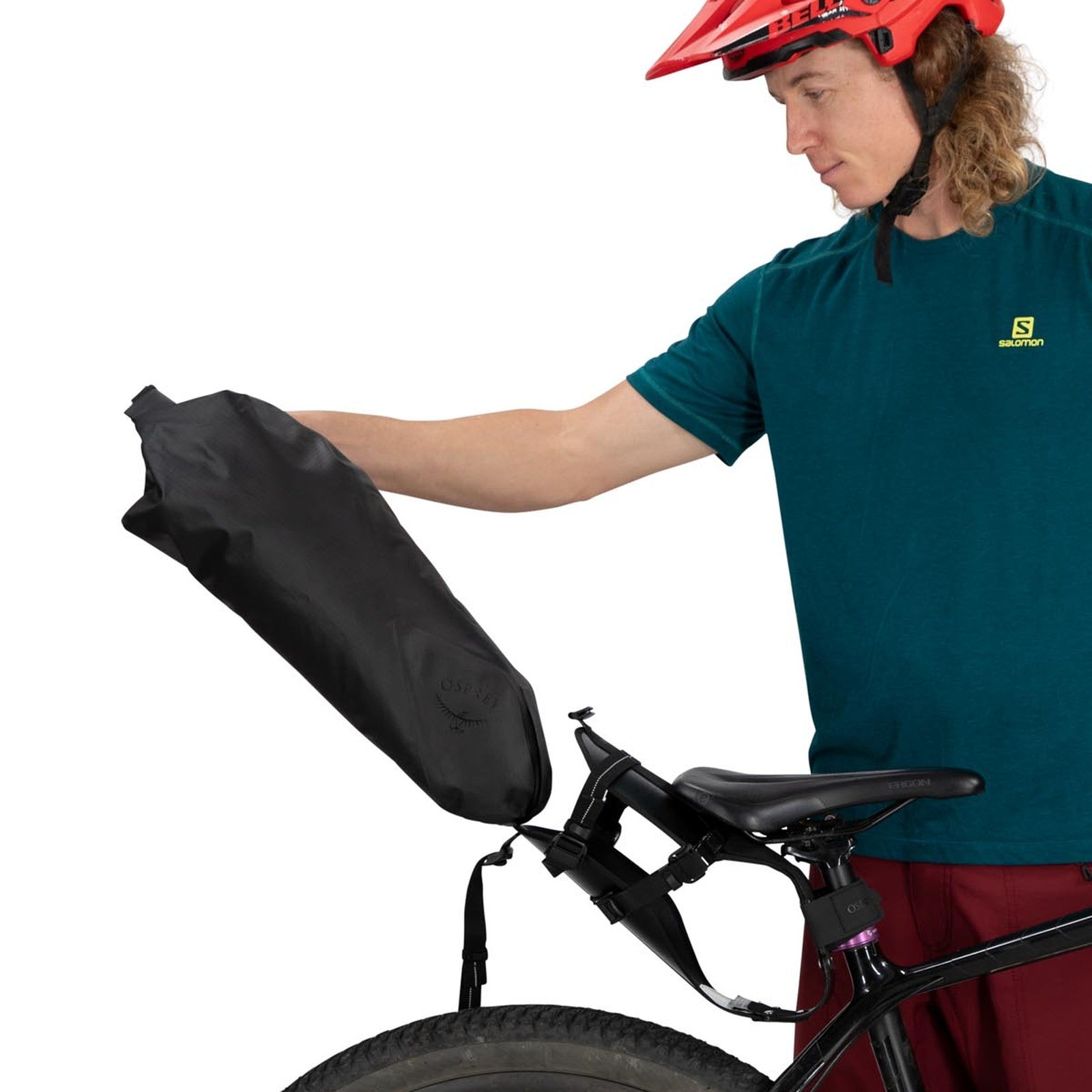 Osprey Escapist Saddle Bag Large 9L in Black — detail view 3