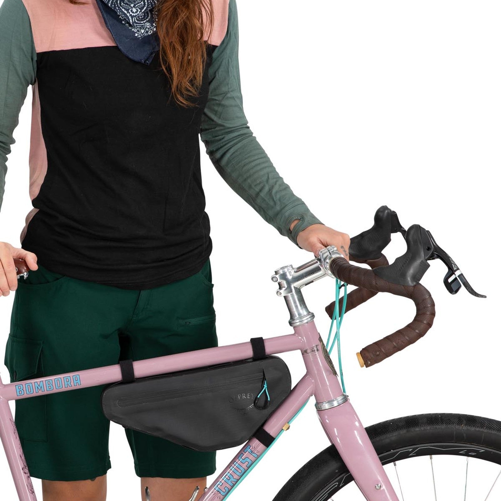 Osprey Escapist Wedge Bag 2L in Black — detail view