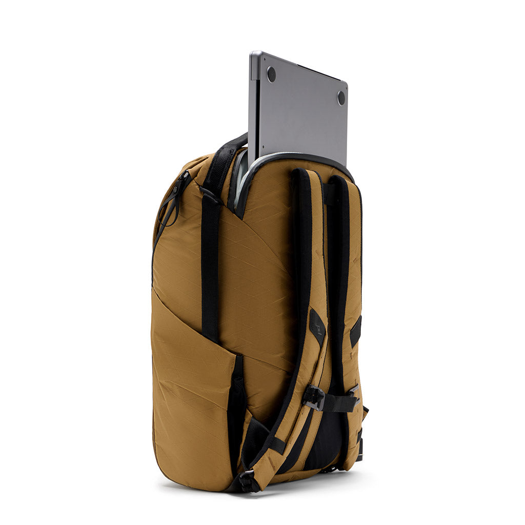 Peak Design Everyday Backpack 20L - Coyote detail