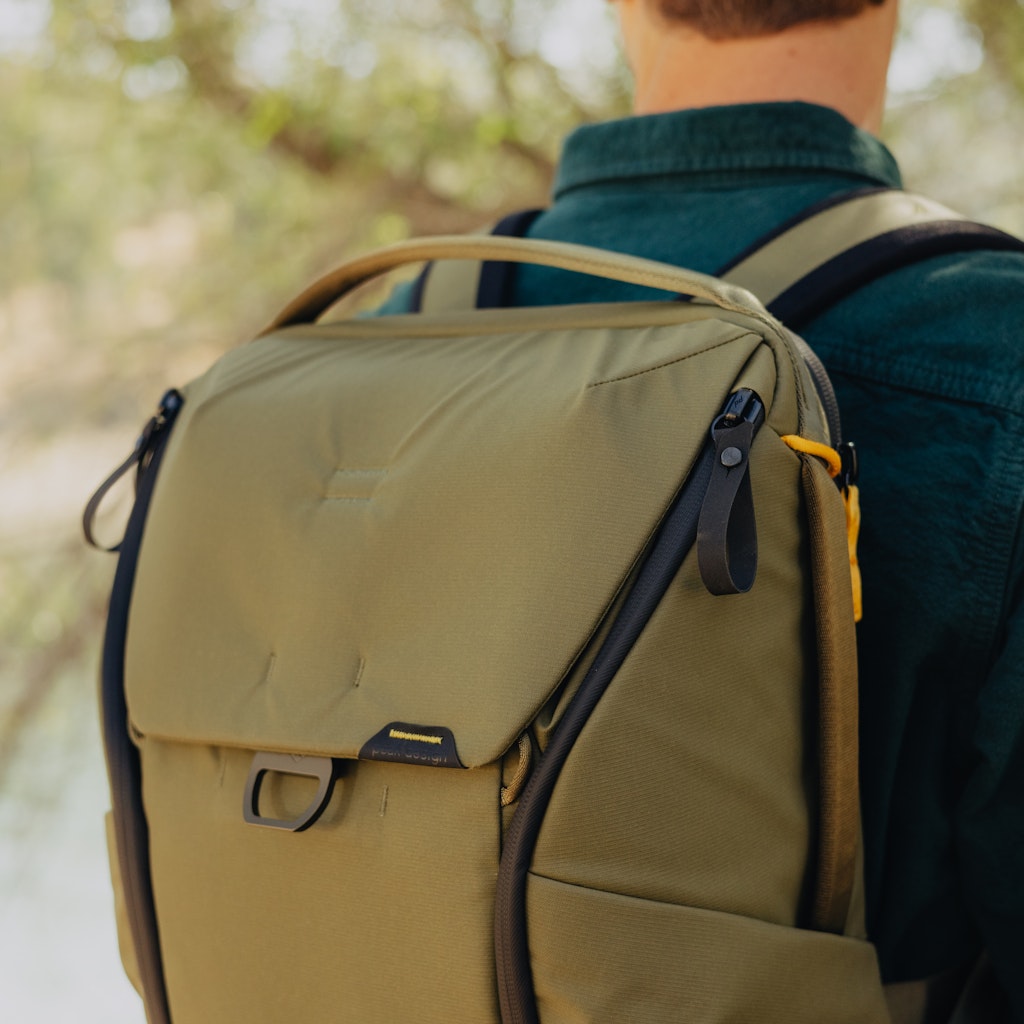 Peak Design Everyday Backpack 20L in Kelp — lifestyle
