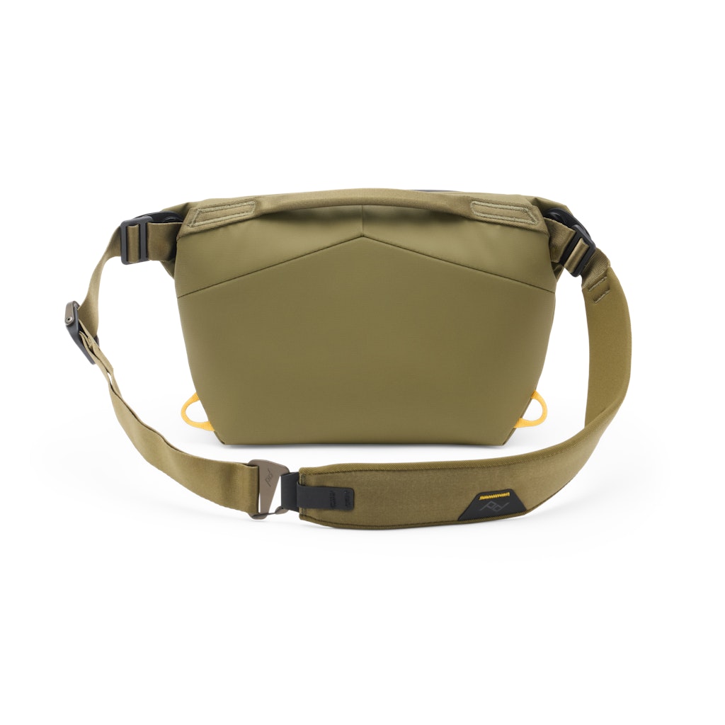 Peak Design Everyday Sling 3L in Kelp — angle view 2 # color_Kelp