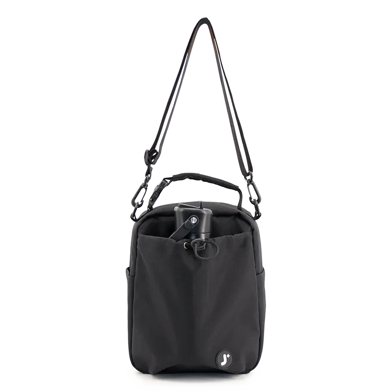 J World Cole Insulated Lunch Bag in Black — detail view # color_Black
