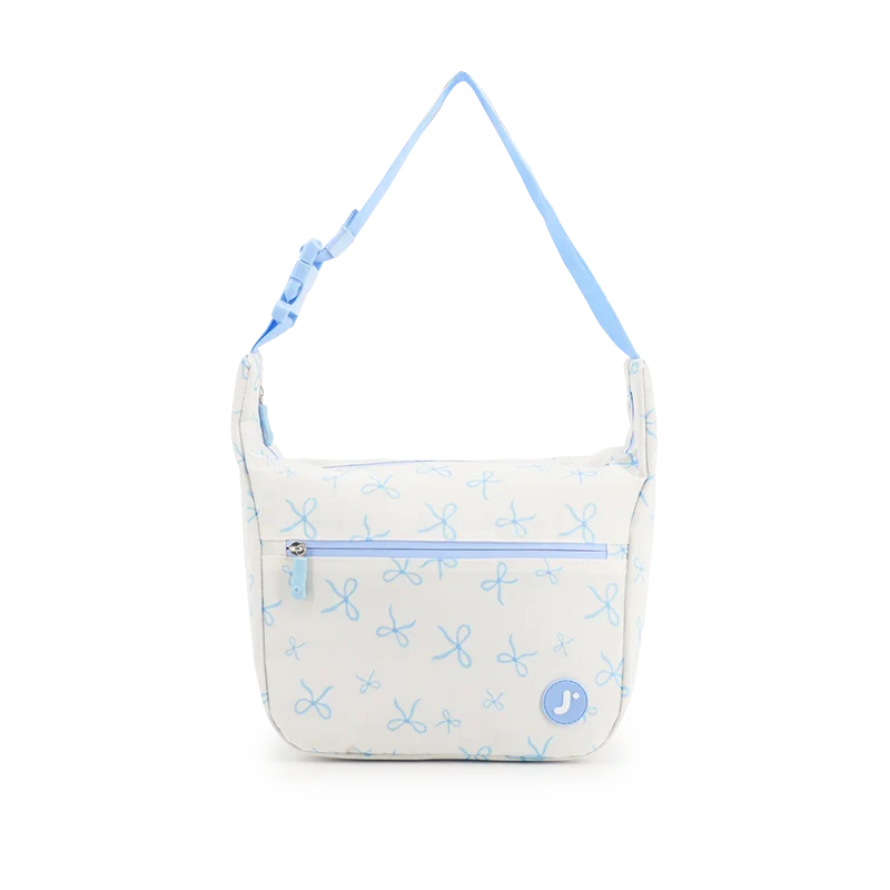J World Lane Insulated Lunch Bag in Blue Bows — detail view # color_Blue Bows