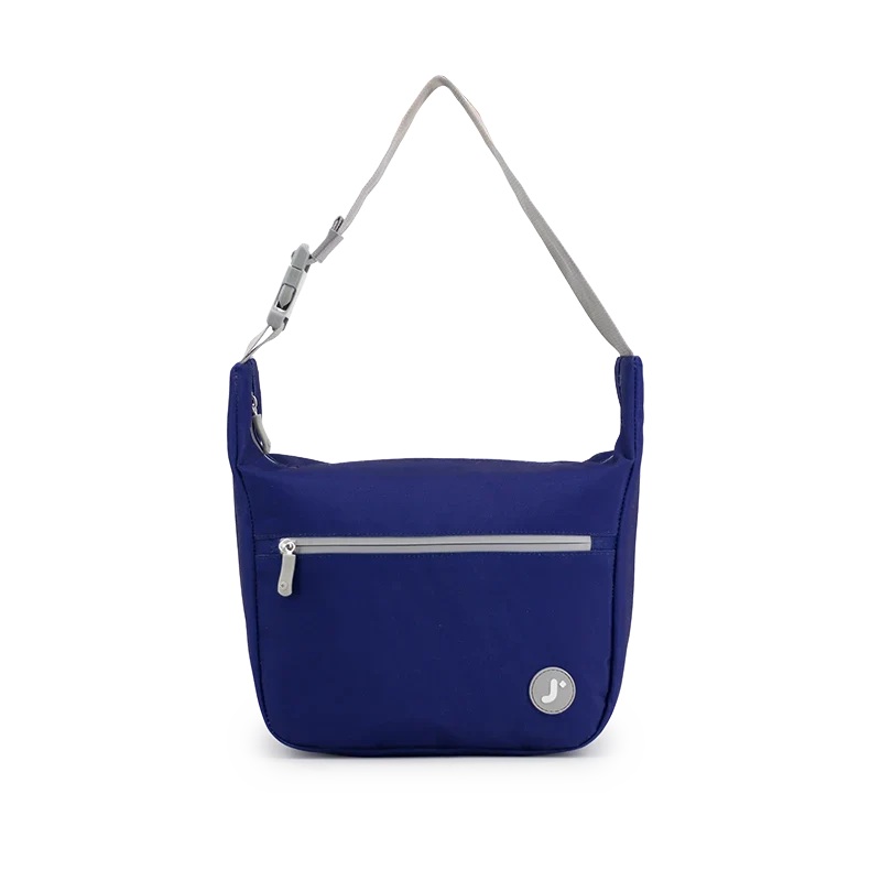 J World Lane Insulated Lunch Bag in Navy — detail view # color_Navy