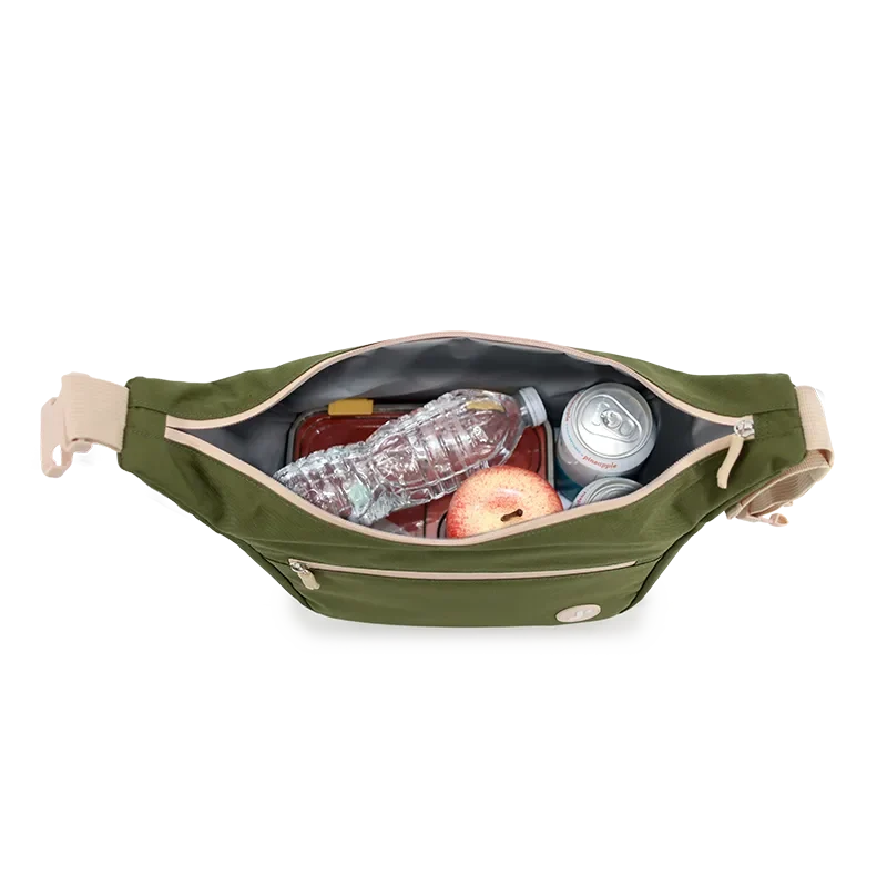 J World Lane Insulated Lunch Bag in Olive Green — front view 2 # color_Olive Green