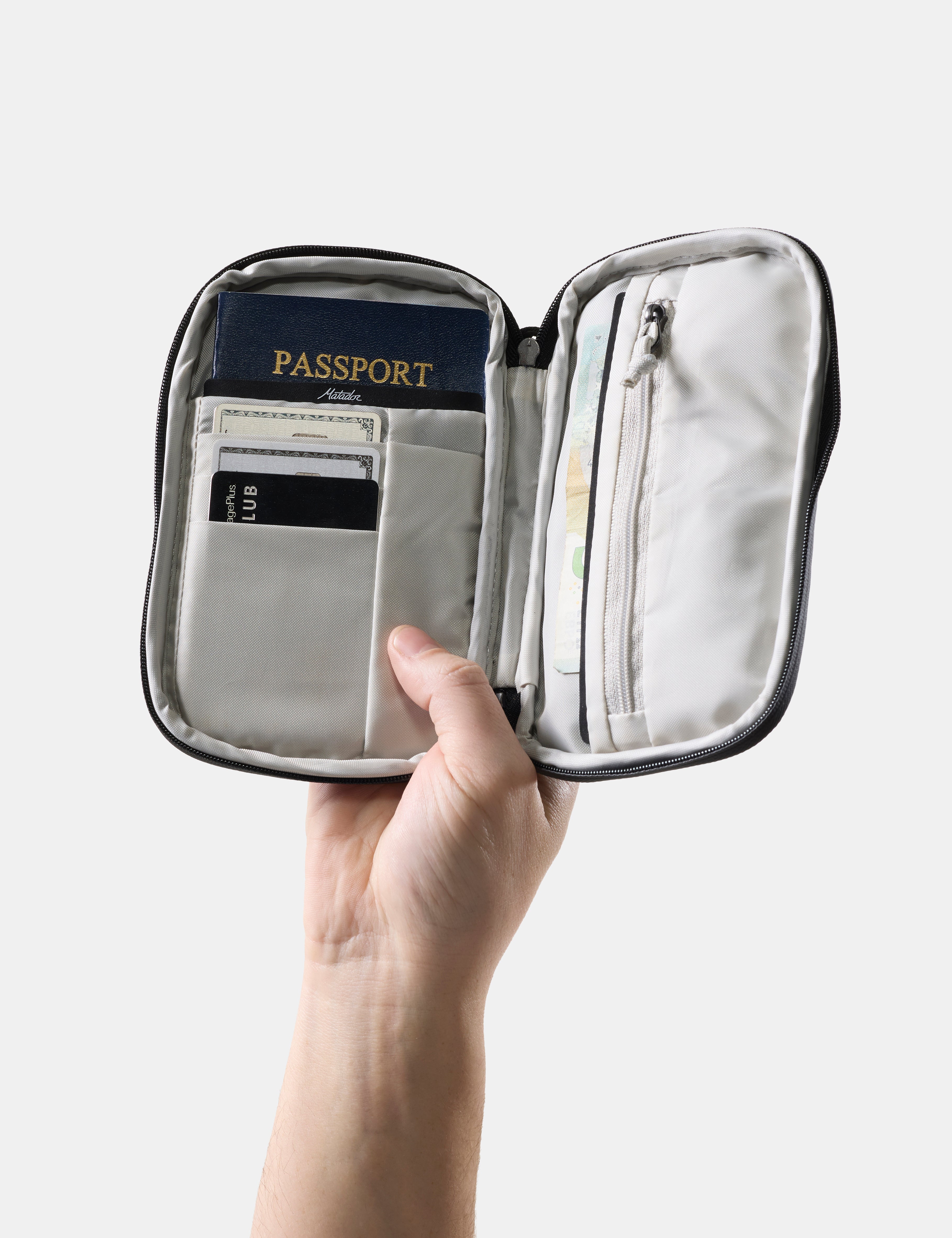 Matador Global Travel Stash in Black — angle view 2