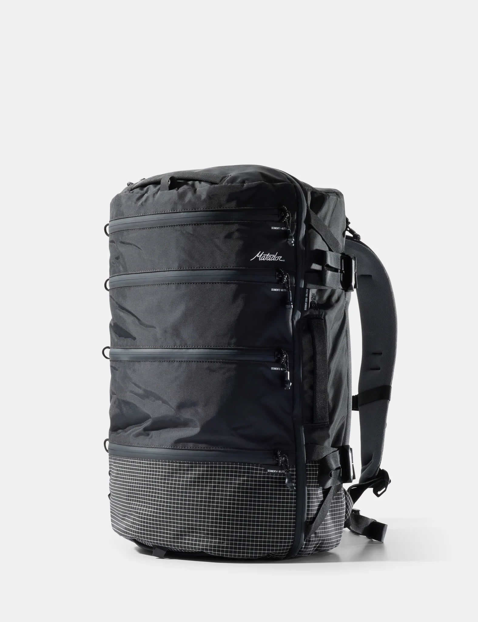 Matador SEG28 Backpack in Black — angle view 2 # color_Black