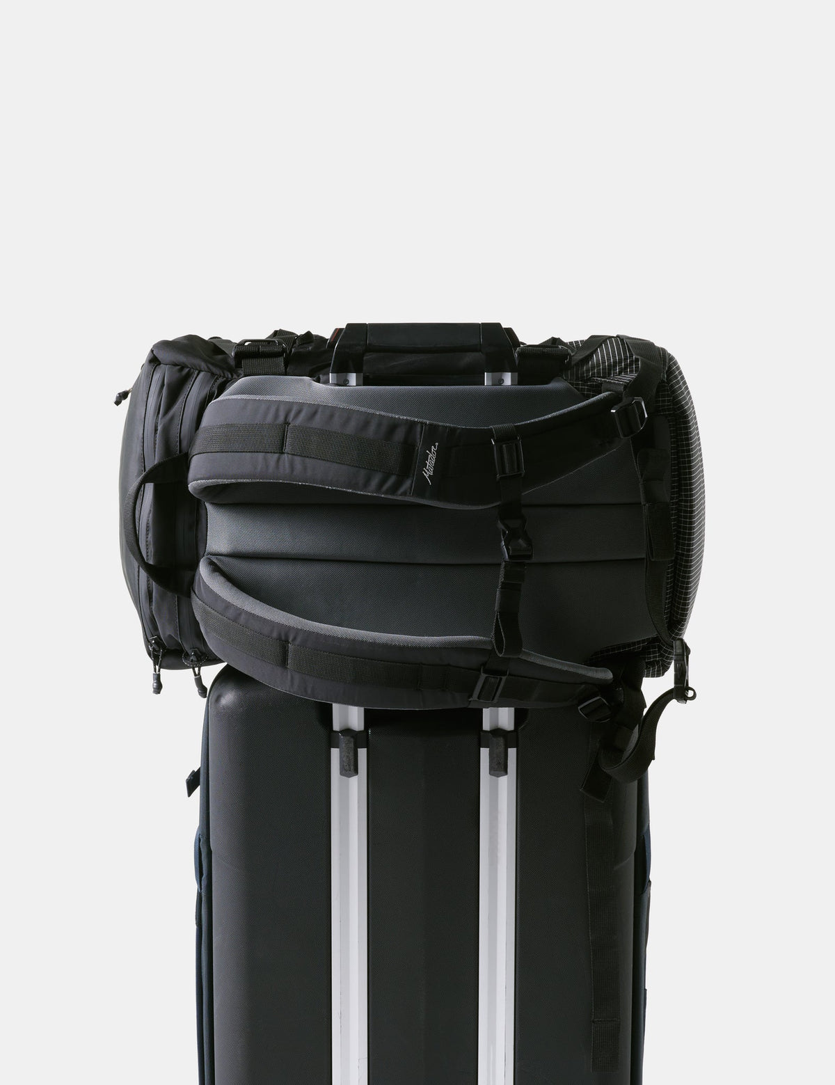 Matador SEG28 Backpack in Black — detail view # color_Black