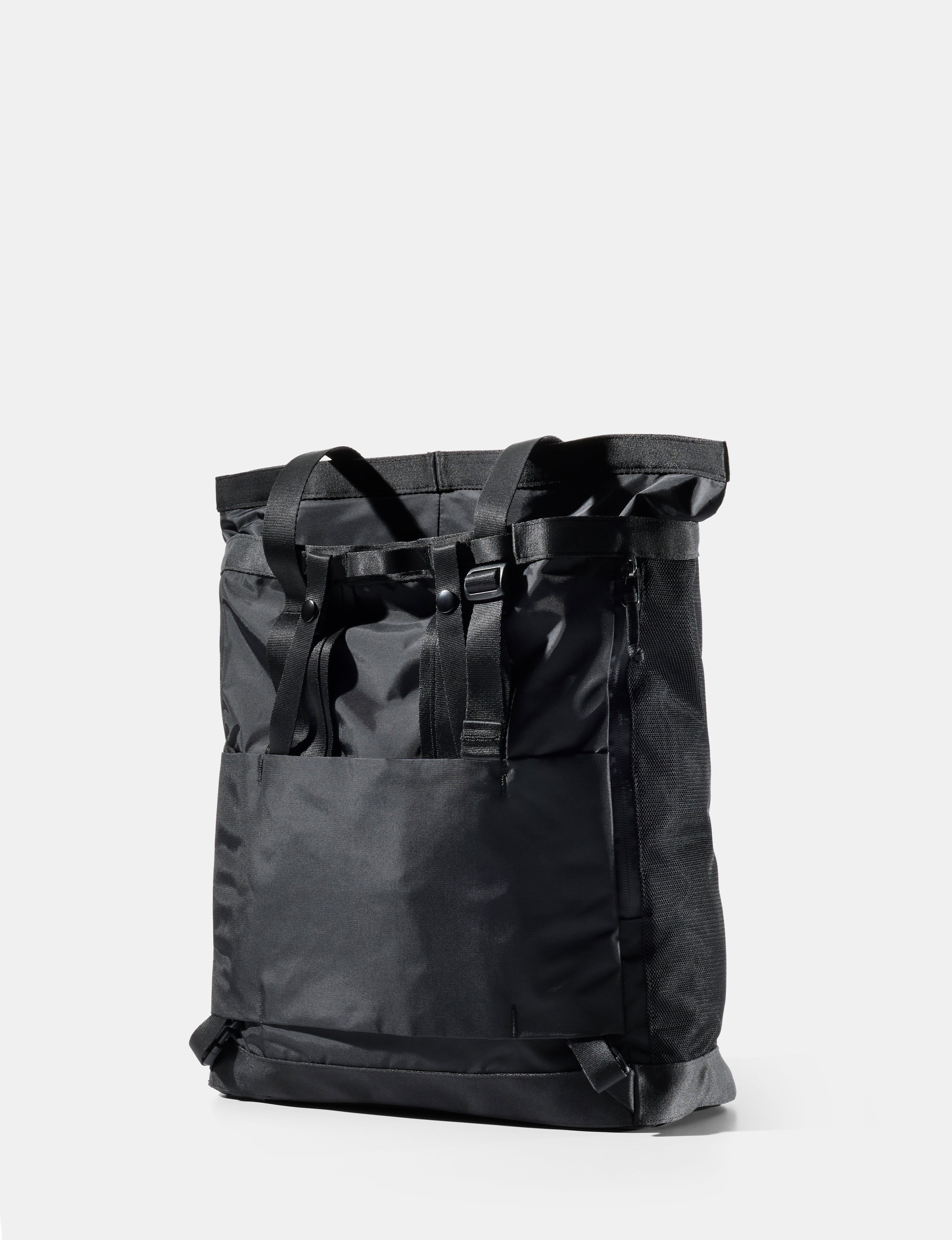 Matador Tote Pack 24L in Black — angle view 3