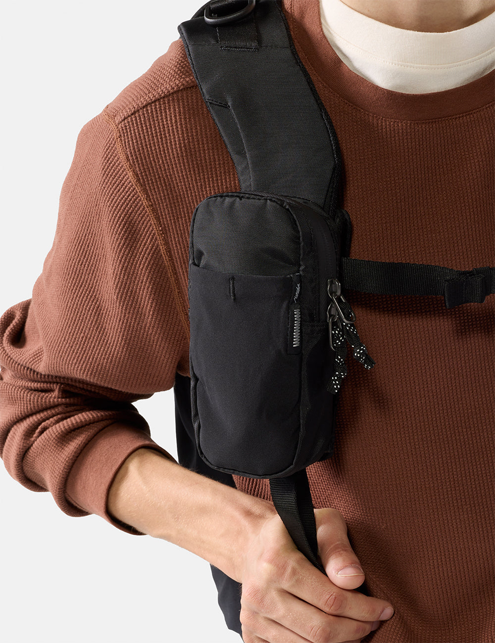 Matador Speed Stash in Black — front view # color_Black