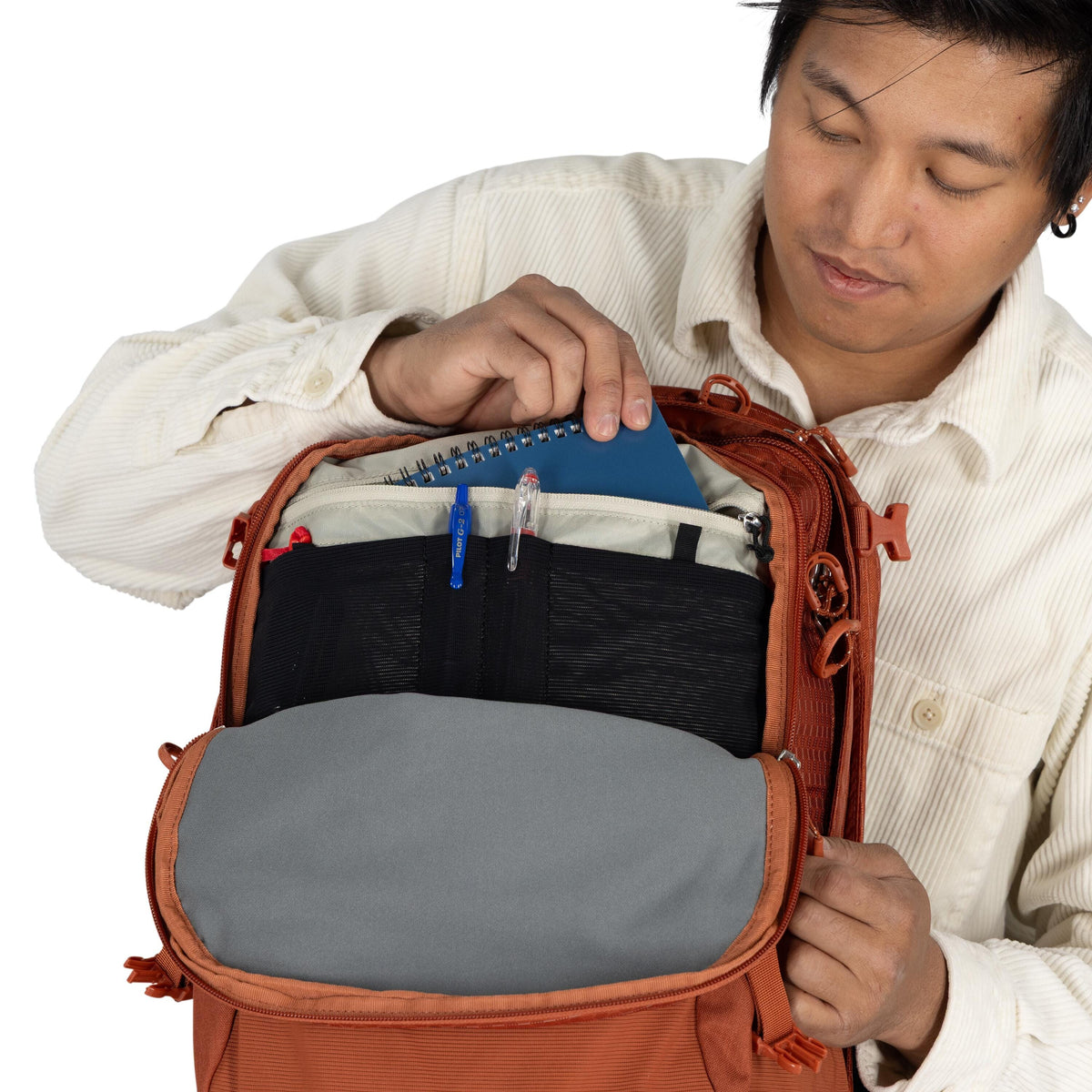 Osprey Nebula Backpack 32L in Porcelain Orange Heather — detail view 3