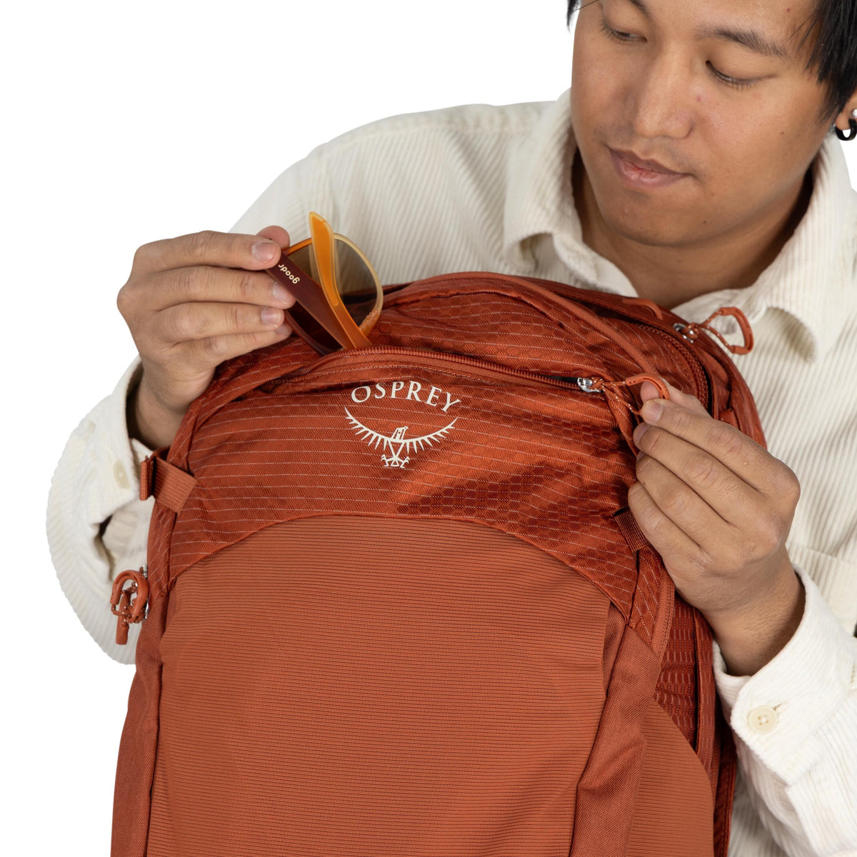 Osprey Nebula Backpack 32L in Porcelain Orange Heather — detail view 4