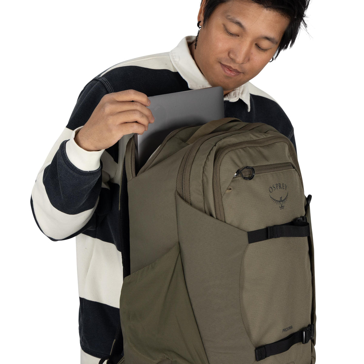 Osprey Proxima Backpack 30L in Earl Grey — detail view