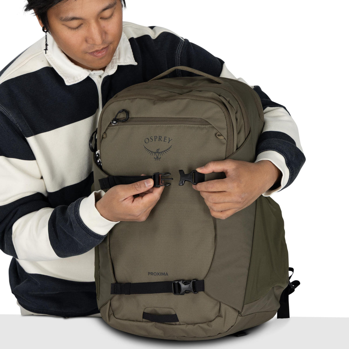 Osprey Proxima Backpack 30L in Earl Grey — detail view 3
