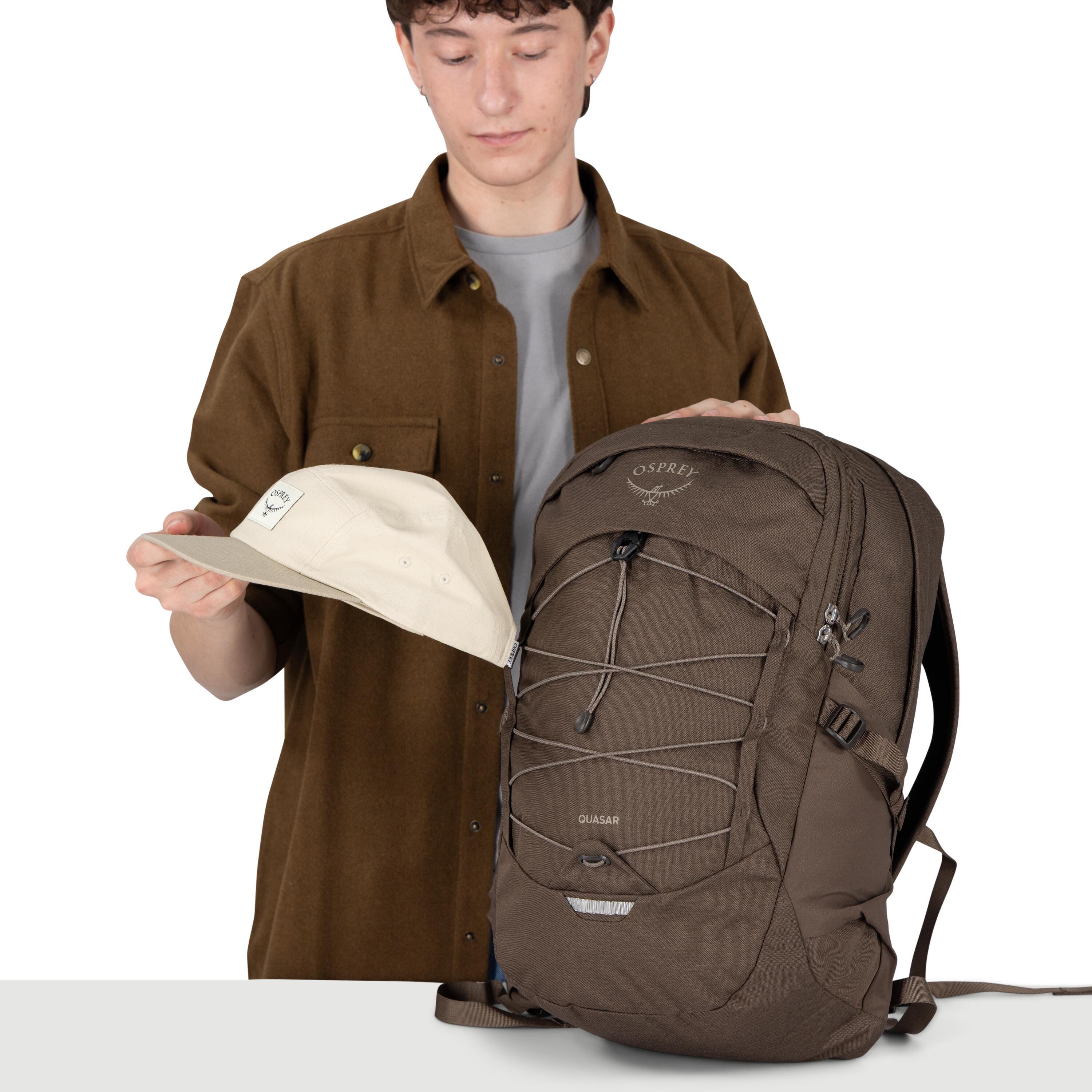 Osprey Quasar Driftshade Laptop Backpack 26L in Truffle Brown — detail view 2