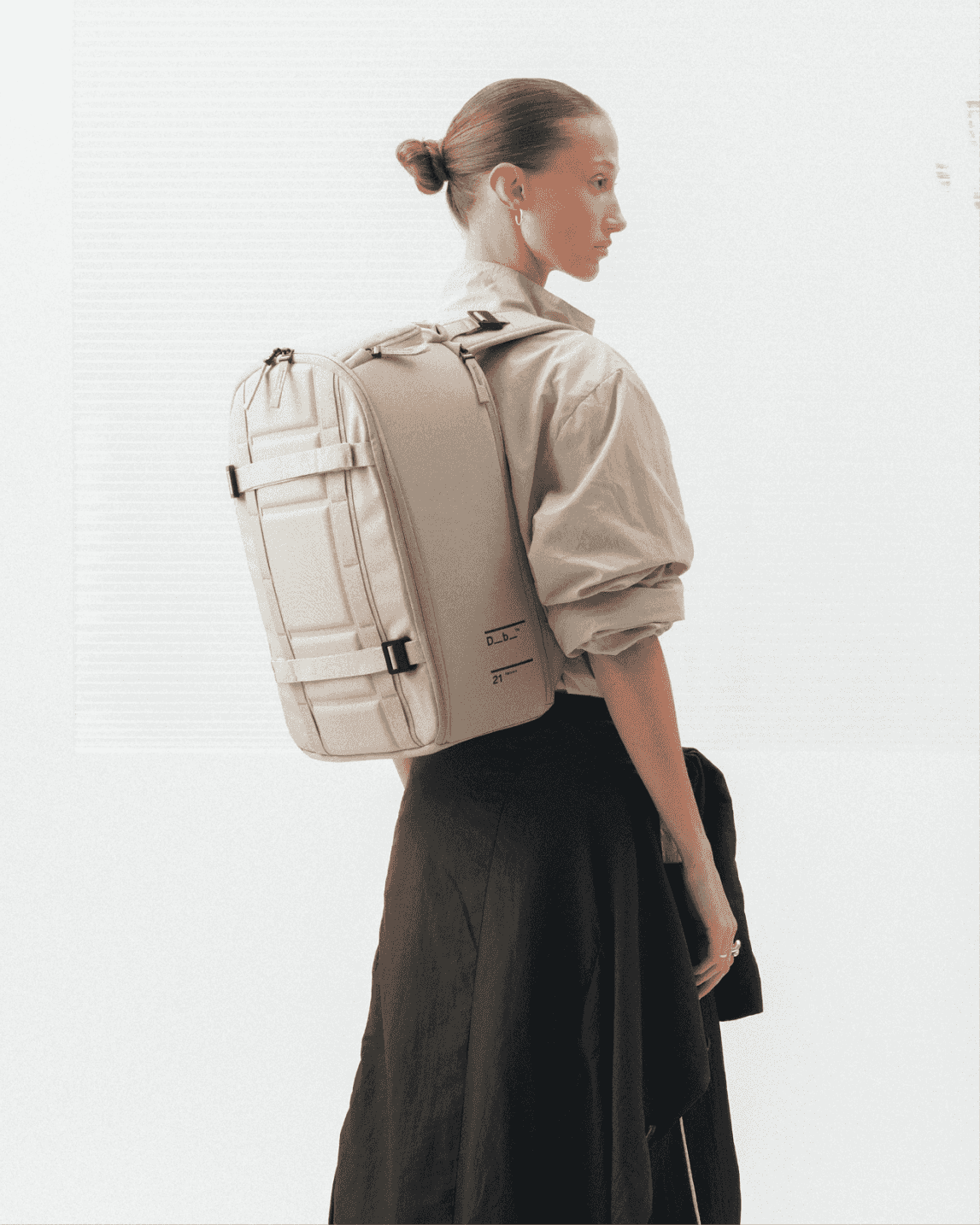 Db Journey Ramverk Backpack 21L in Fogbow Beige — lifestyle # color_Fogbow Beige