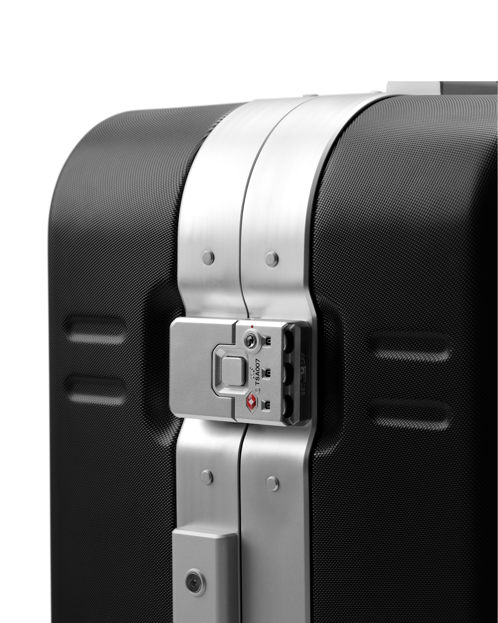 Db Journey Ramverk Pro Check-in Luggage Large in Silver — detail view 2 # color_Silver