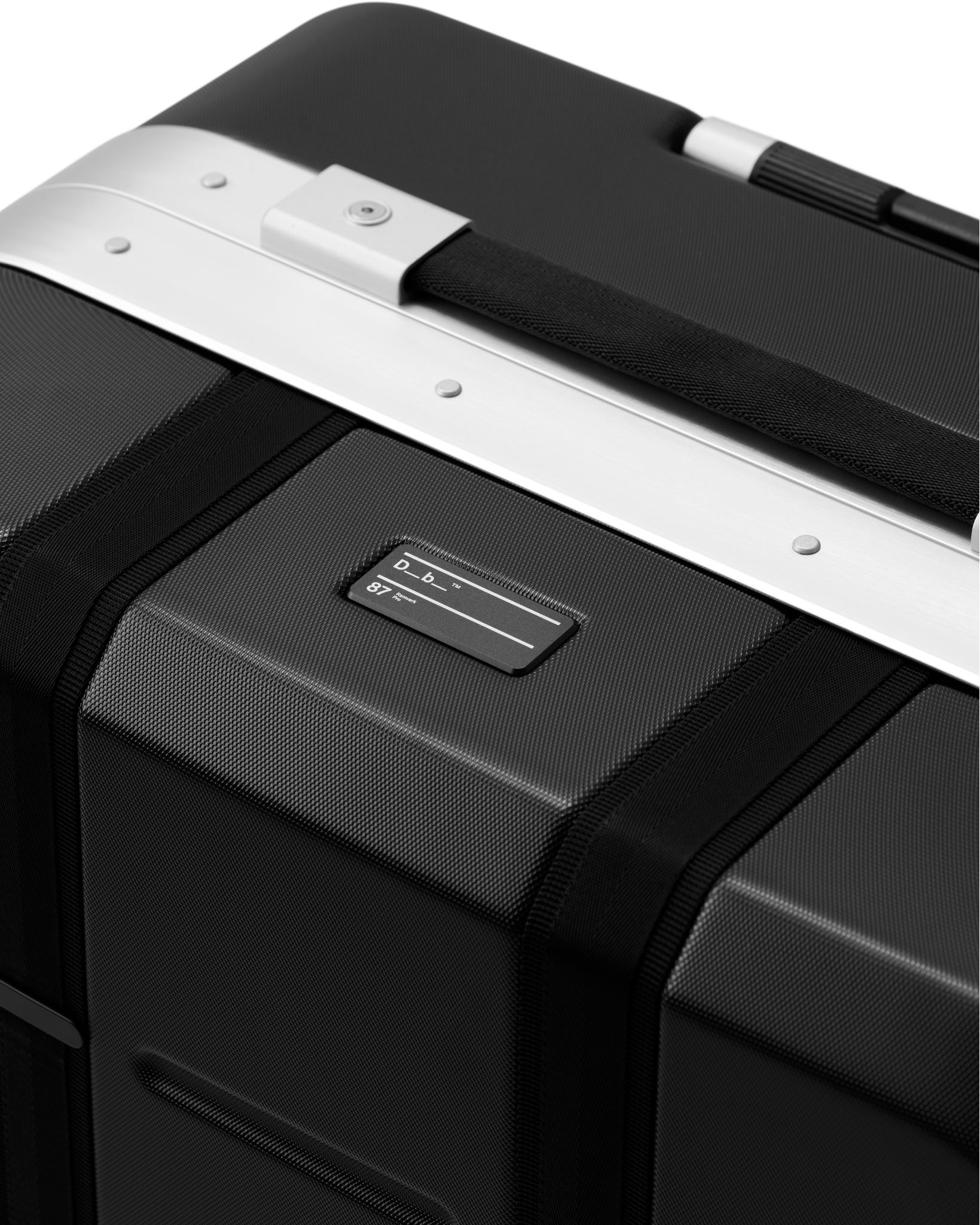 Db Journey Ramverk Pro Check-in Luggage Large in Silver — detail view # color_Silver