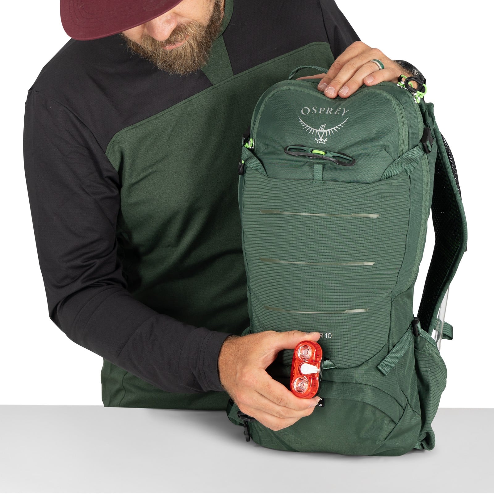 Osprey Raptor 10 Bike Hydration Pack 10L in Tundra Green — detail view 2