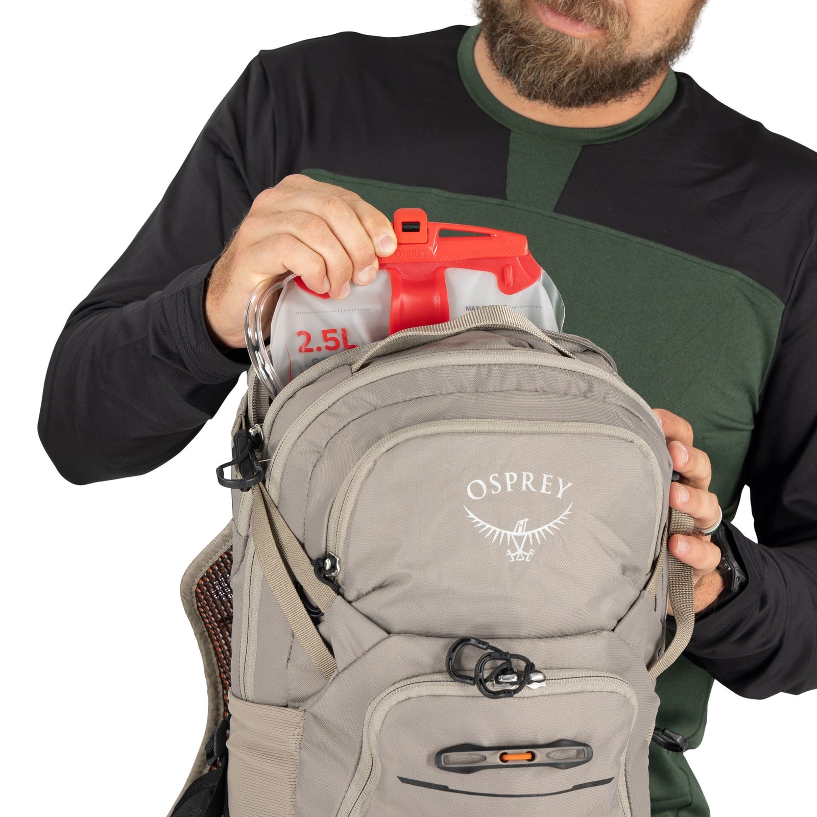 Osprey Raptor 14 Bike Hydration Pack 14L in Pediment Grey — detail view 4