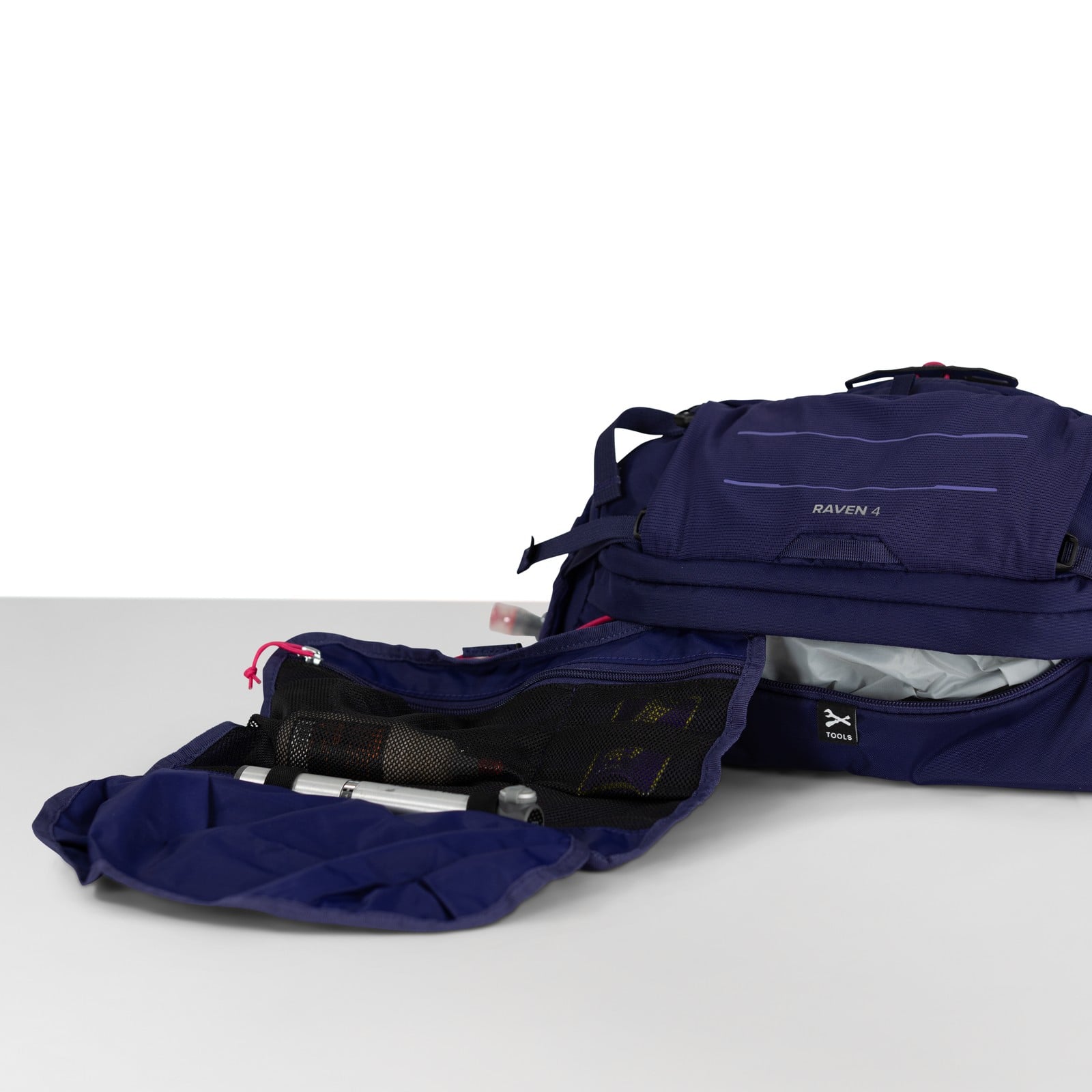 Osprey Raven 4 Women's Bike Hydration Lumbar Pack 4L in Deep Fig — detail view 4