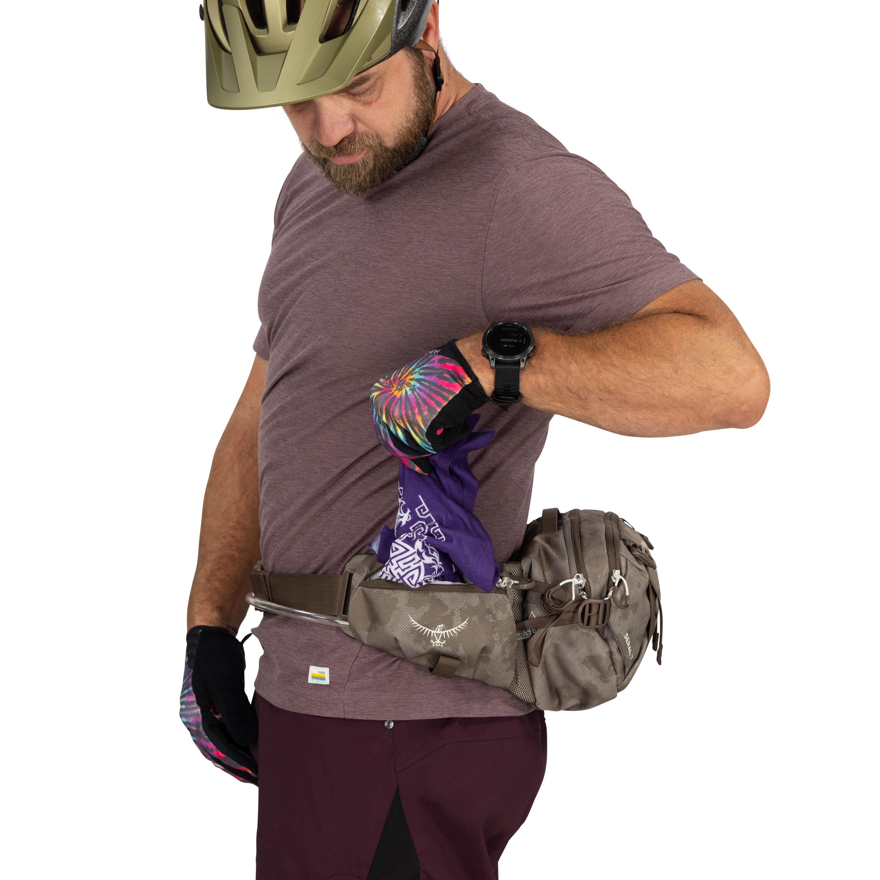 Osprey Seral 7 Bike Hydration Lumbar Pack 7L in Pediment Grey Dust Print — detail view 4