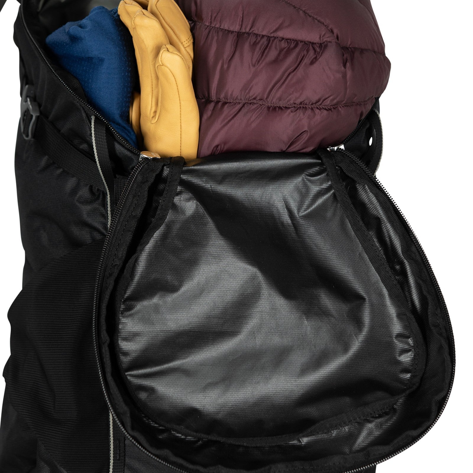 Osprey Skarab 22 Hydration Backpack 22L in Black — detail view 2