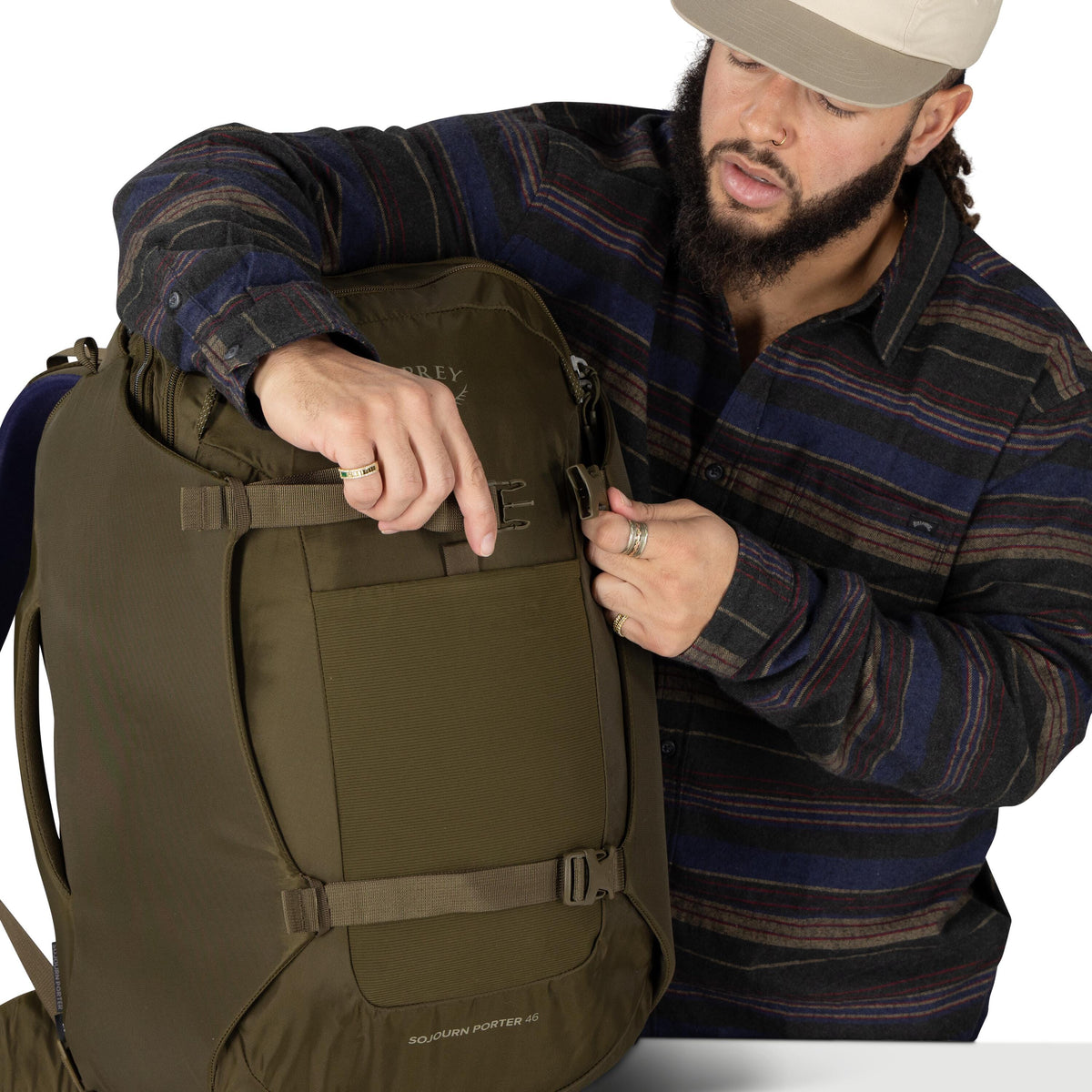 Osprey Sojourn Porter Travel Pack-46L in Moss Green — detail view 3