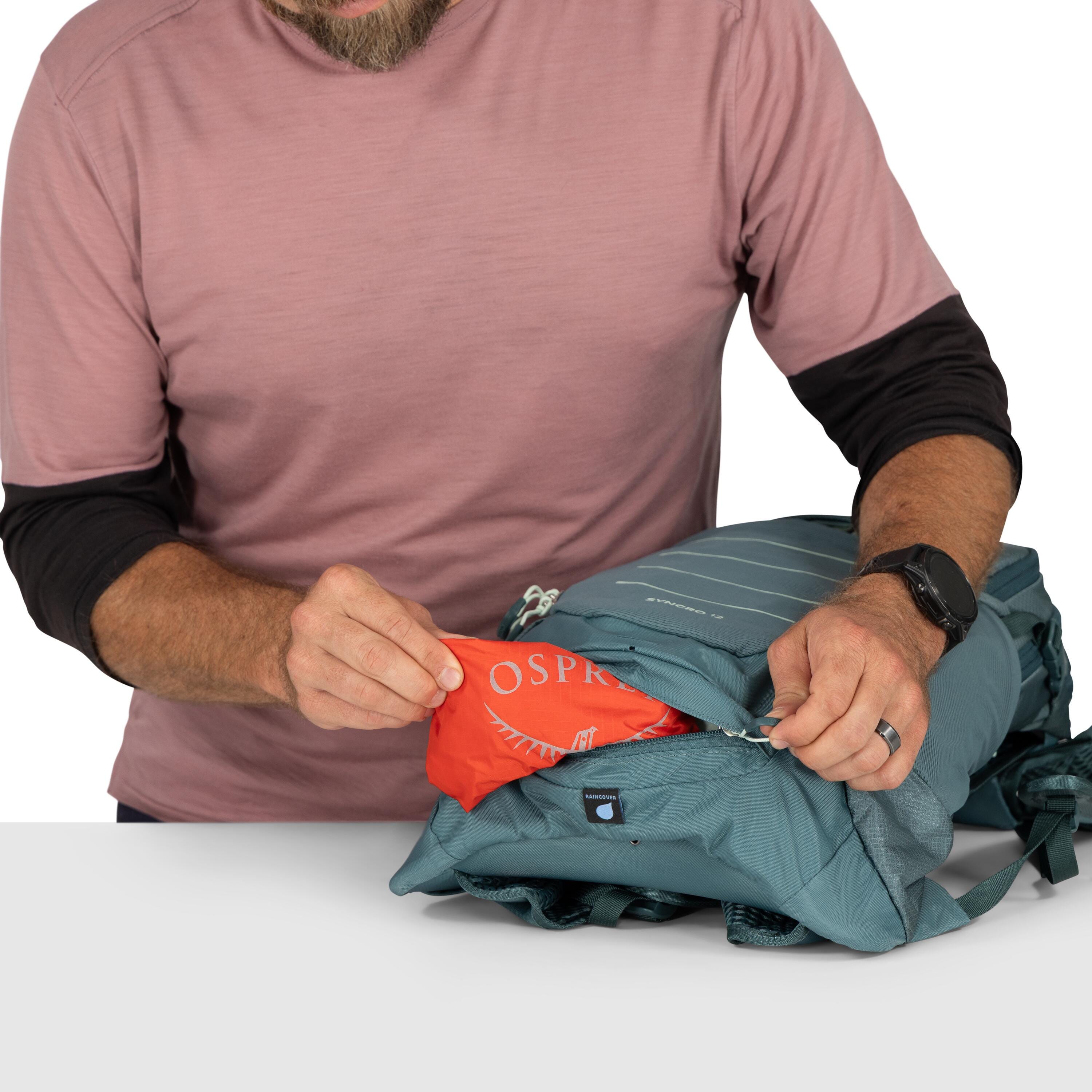 Osprey Syncro 12 Bike Hydration Pack 12L in Cascade Blue — detail view 3