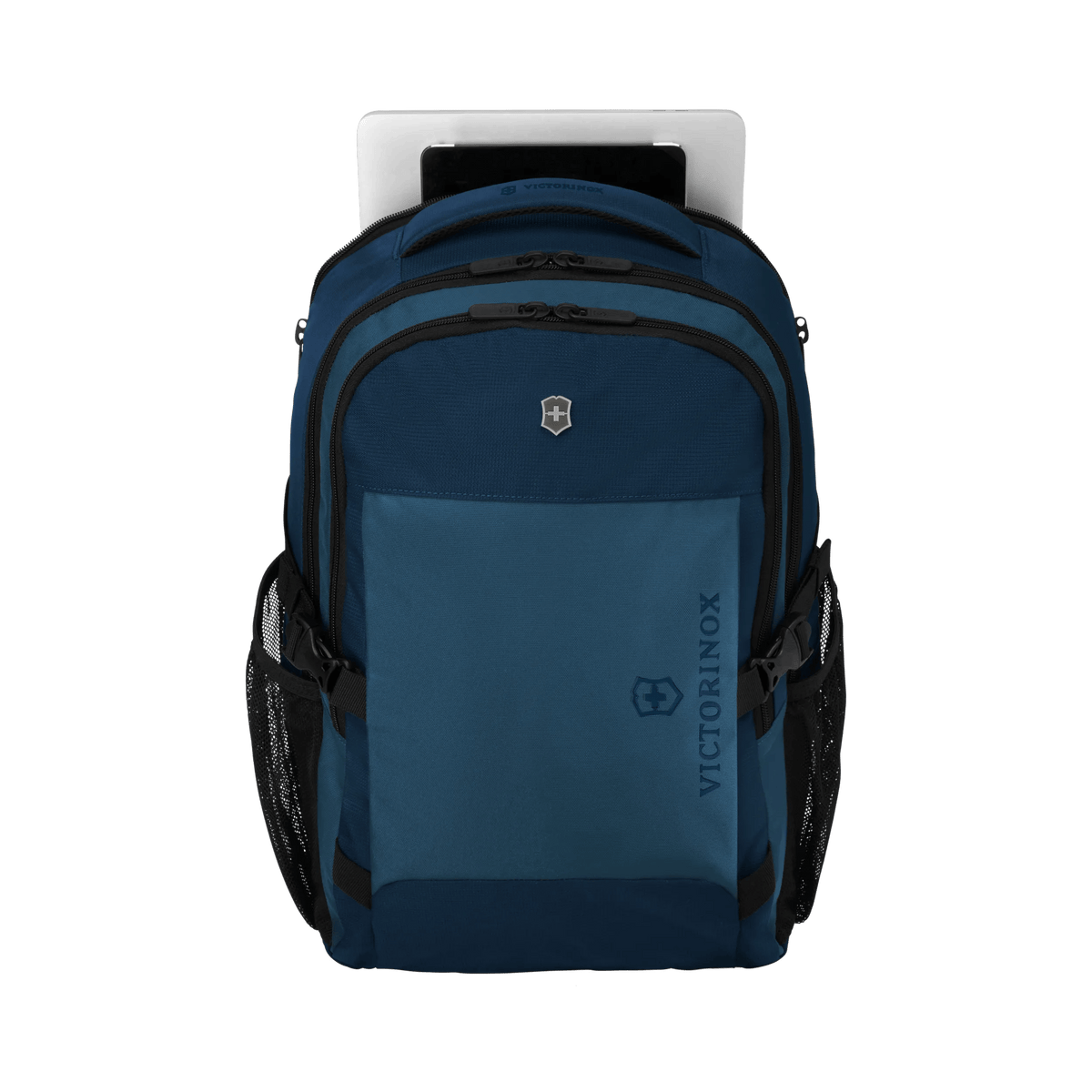 Victorinox VX Sport EVO Daypack in Blue — detail view