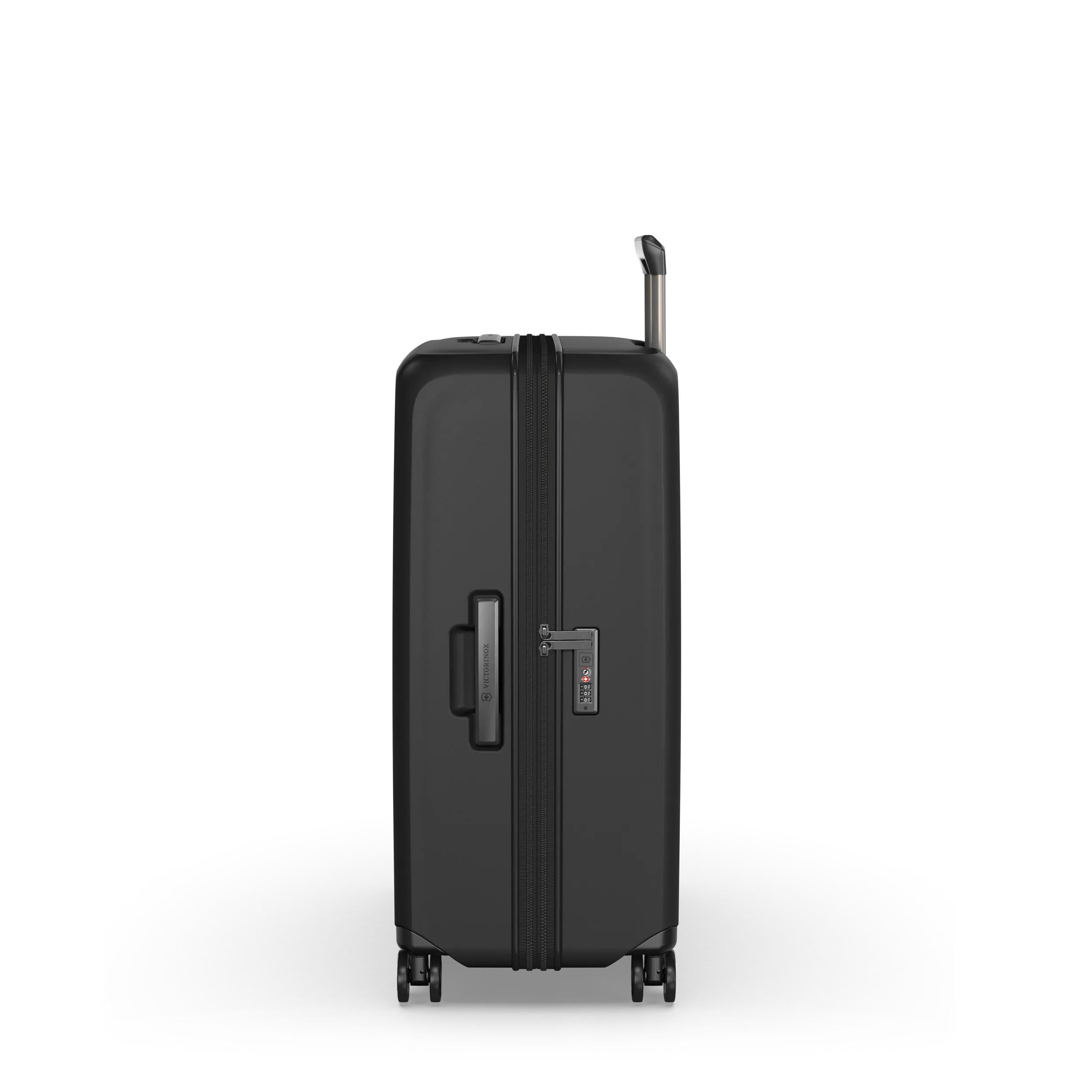 Victorinox Airox Advanced Large Case in Black — angle view 4