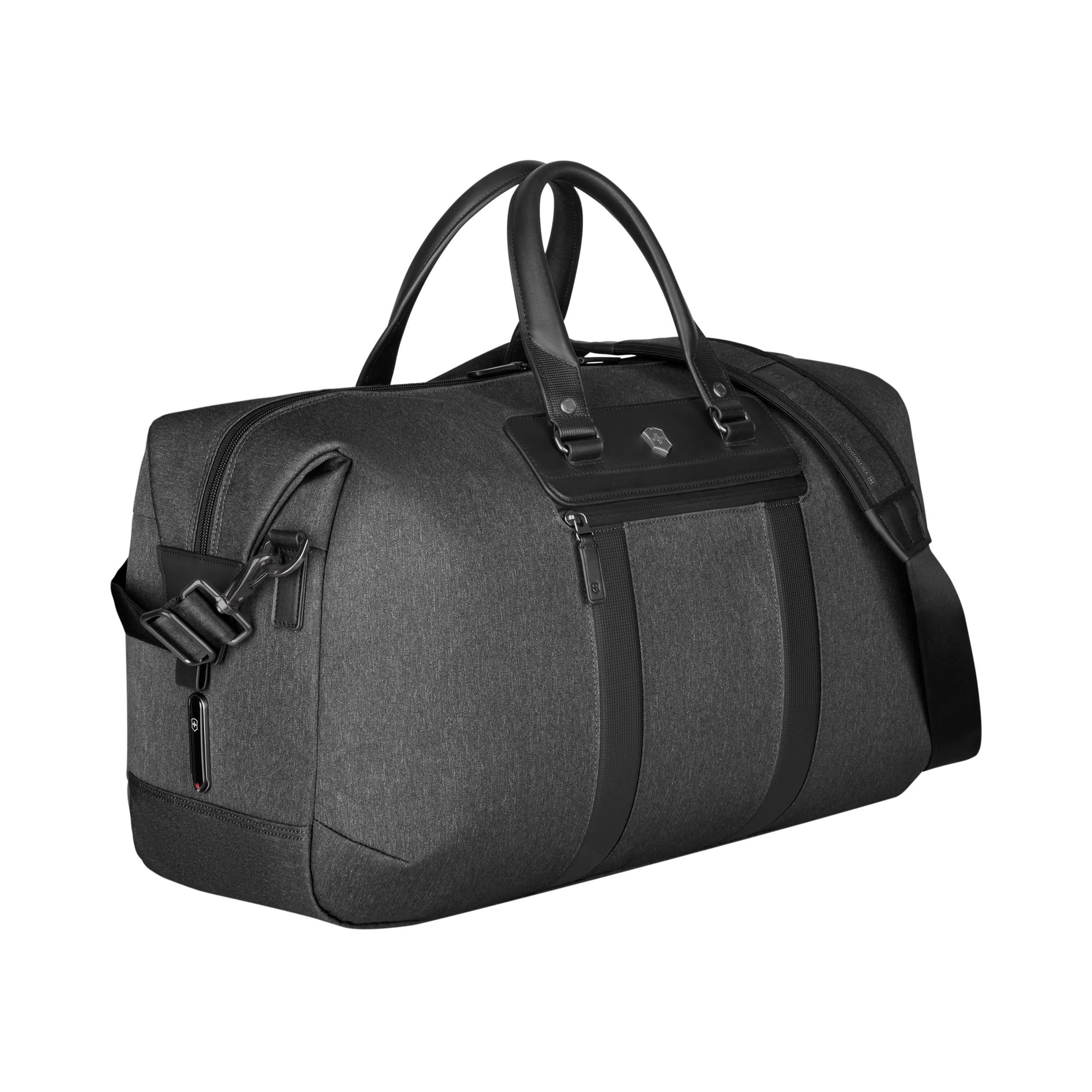 Victorinox Architecture Urban2 Weekender in Grey / Black — angle view 3