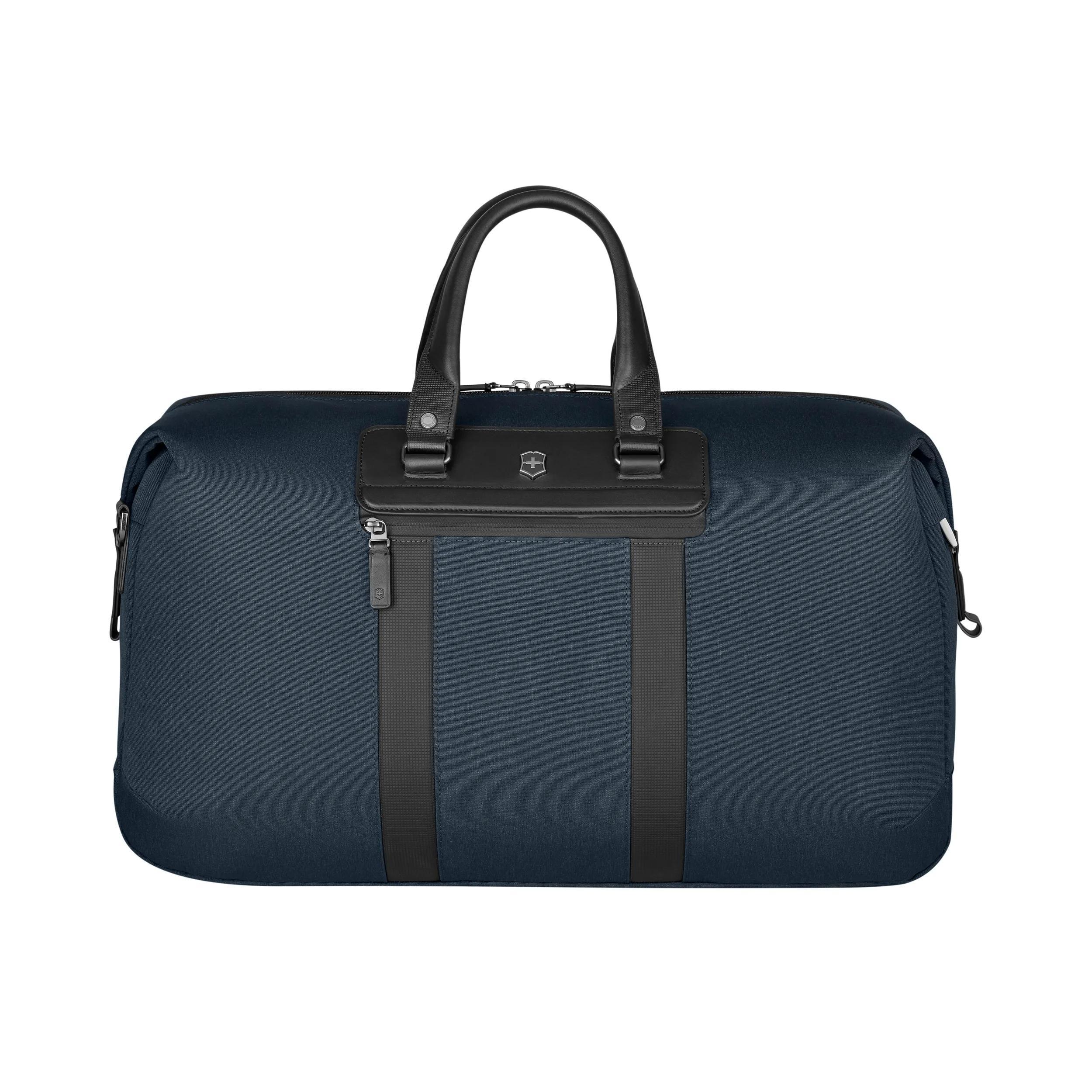 Victorinox Architecture Urban2 Weekender in Blue / Black — angle view 2
