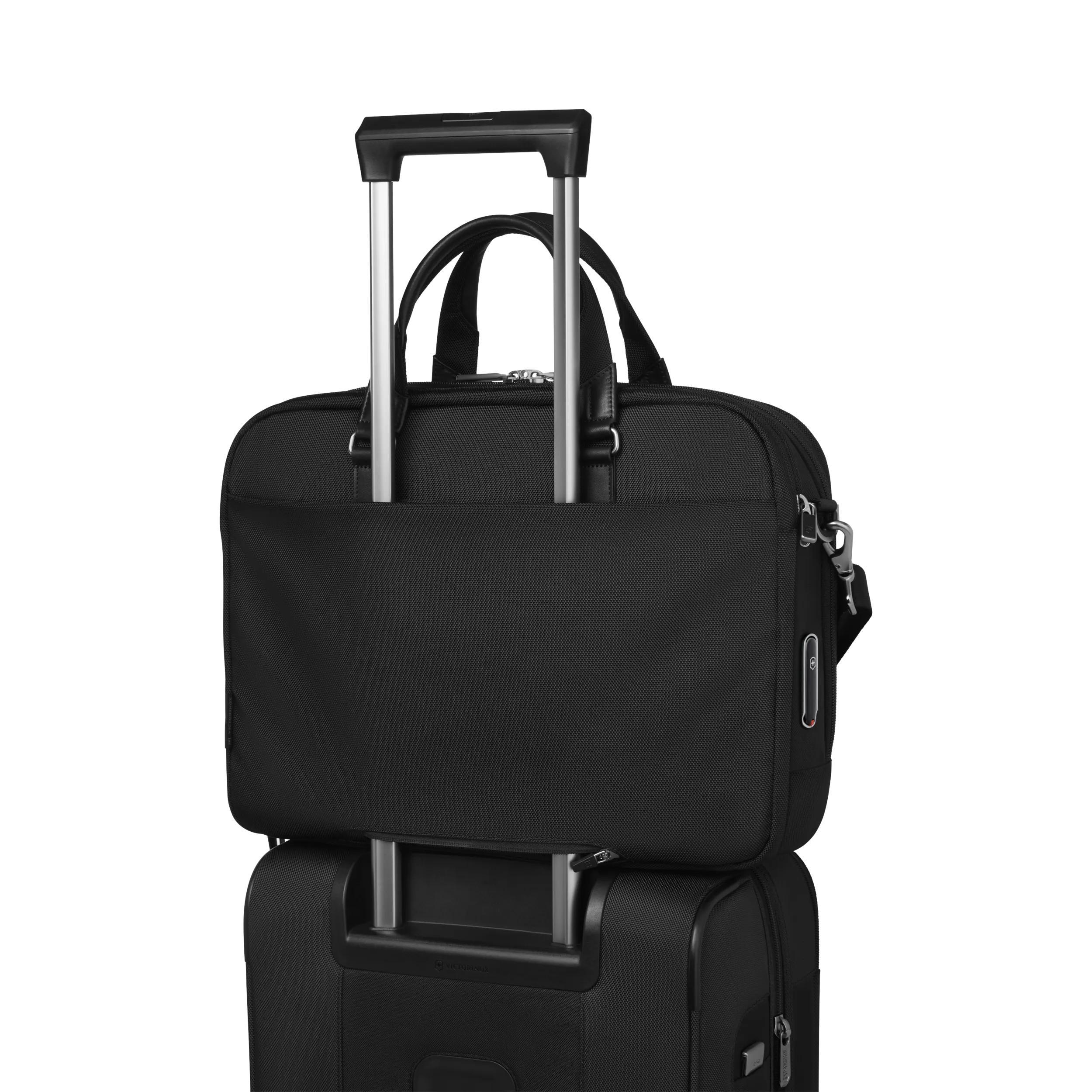 Victorinox Werks Traveler 7.0 Deluxe Briefcase in Black — detail view