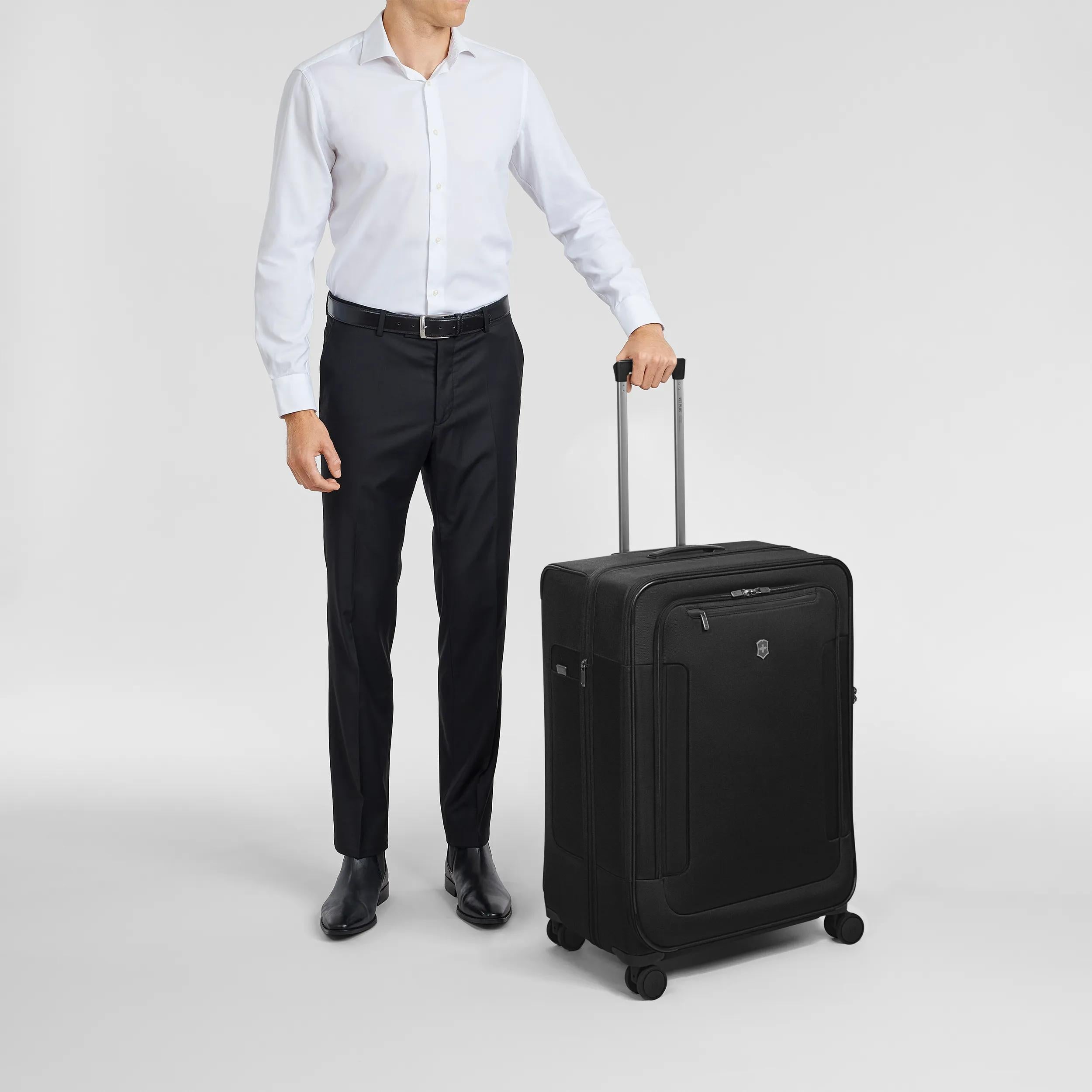 Victorinox Werks Traveler 7.0 Large Case in Black — lifestyle