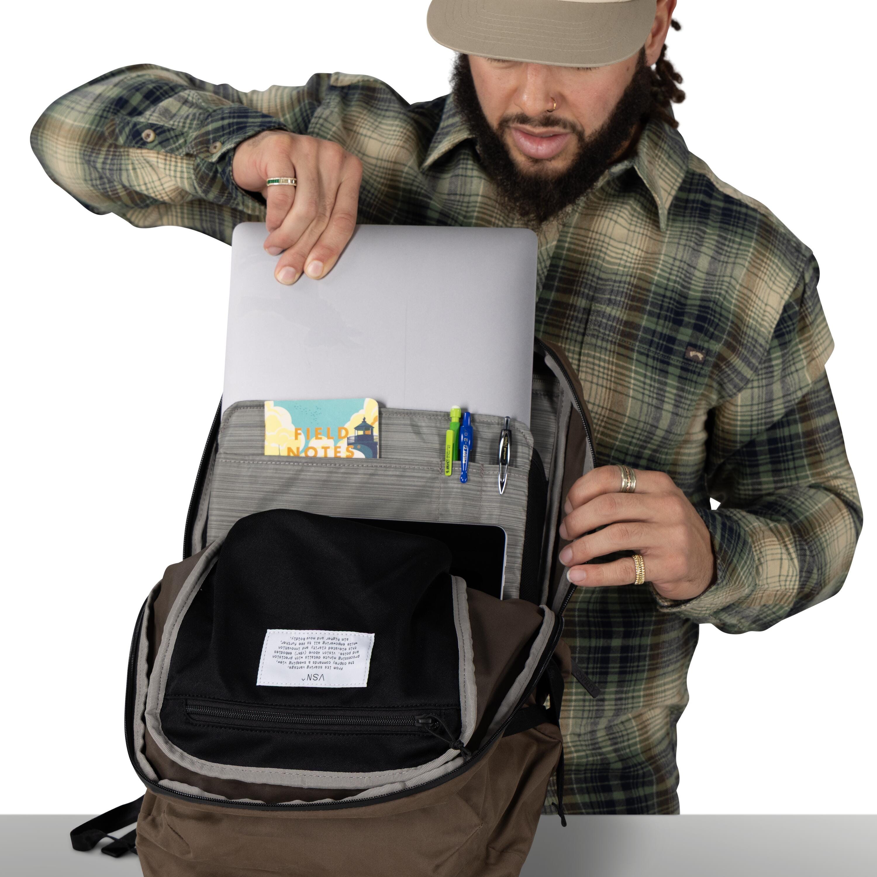 Osprey Talon 11 VSN Laptop Backpack 11L in Truffle Brown — detail view 4